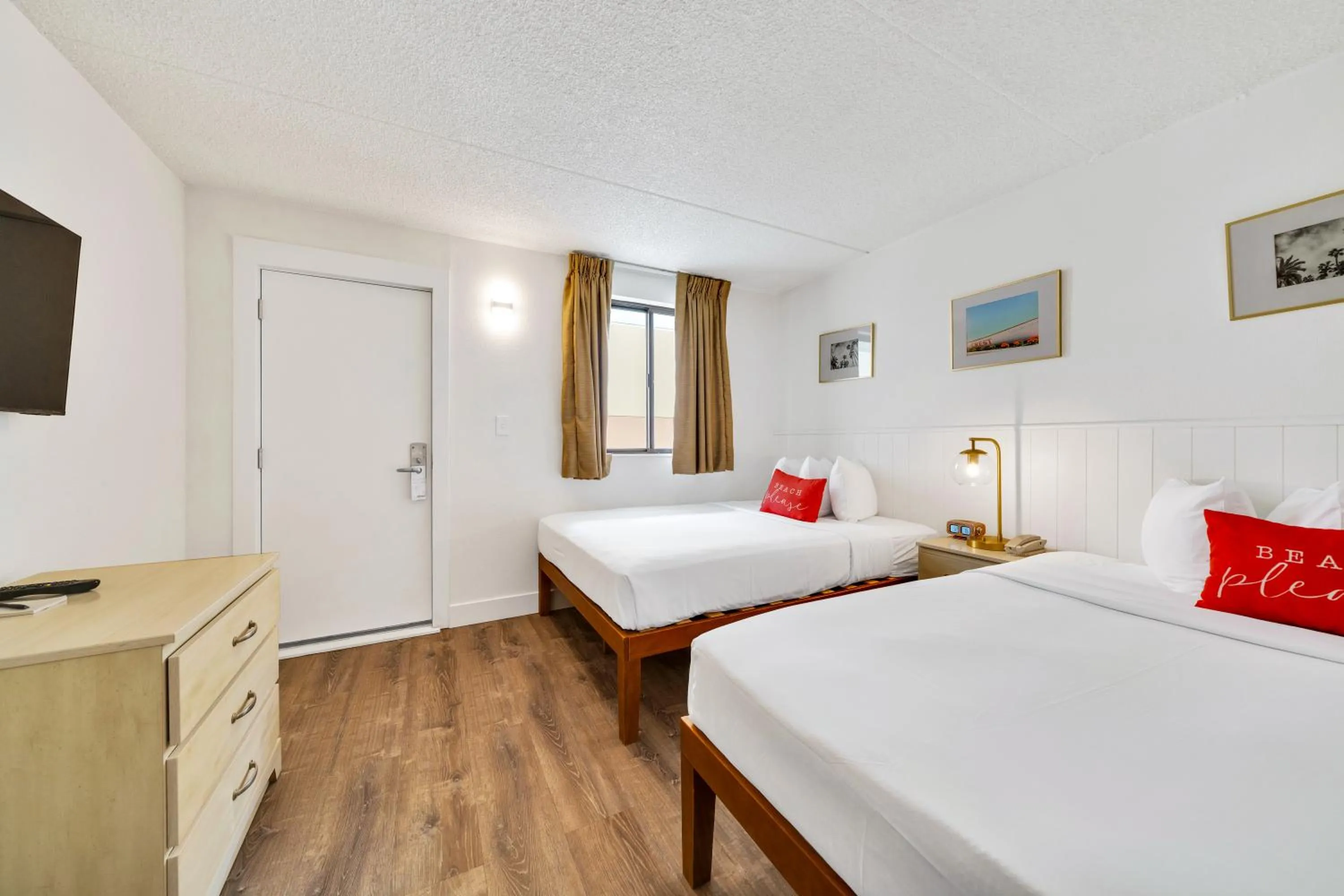 Bedroom, Bed in Madison Resort Wildwood Crest