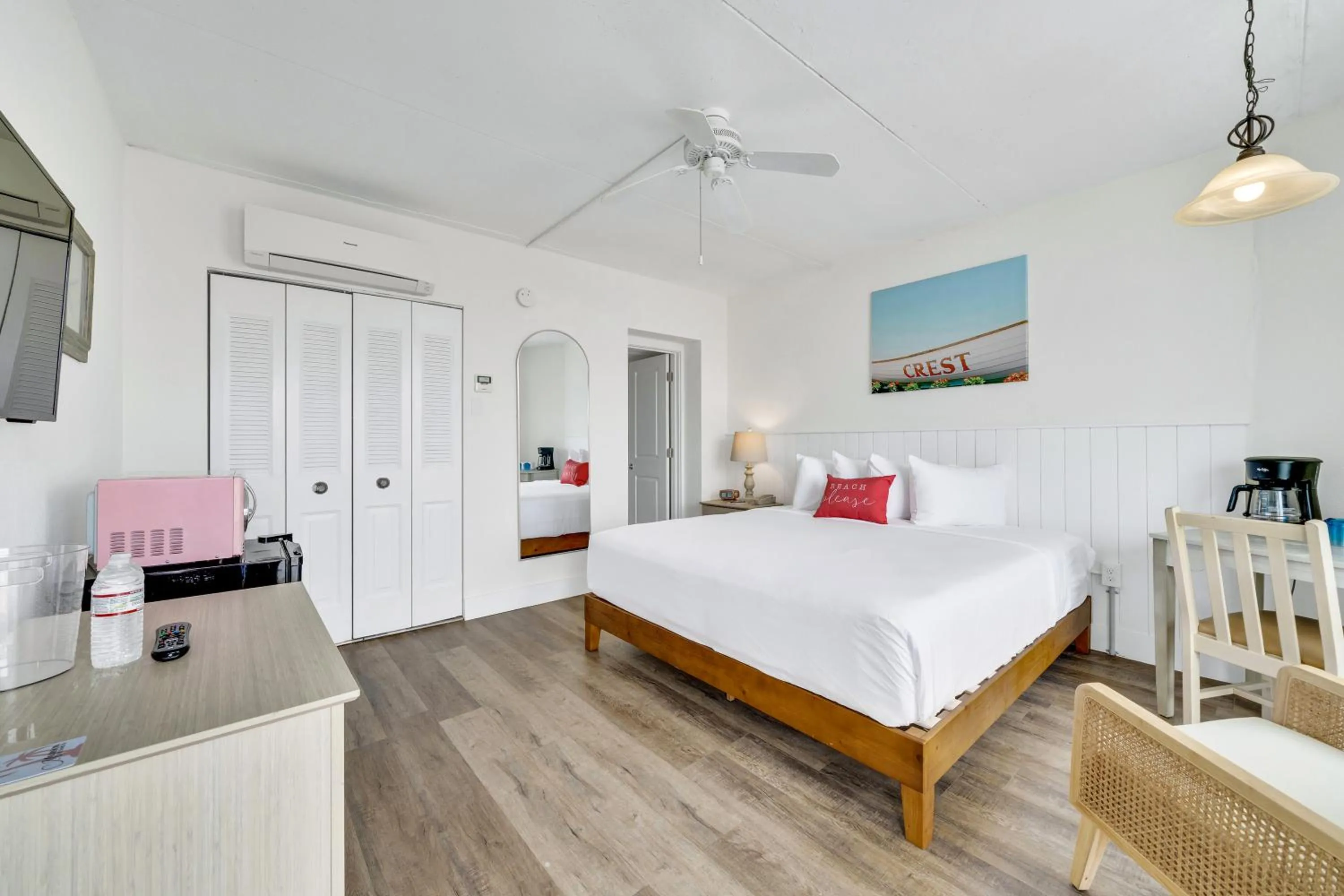 Bedroom, Bed in Madison Resort Wildwood Crest