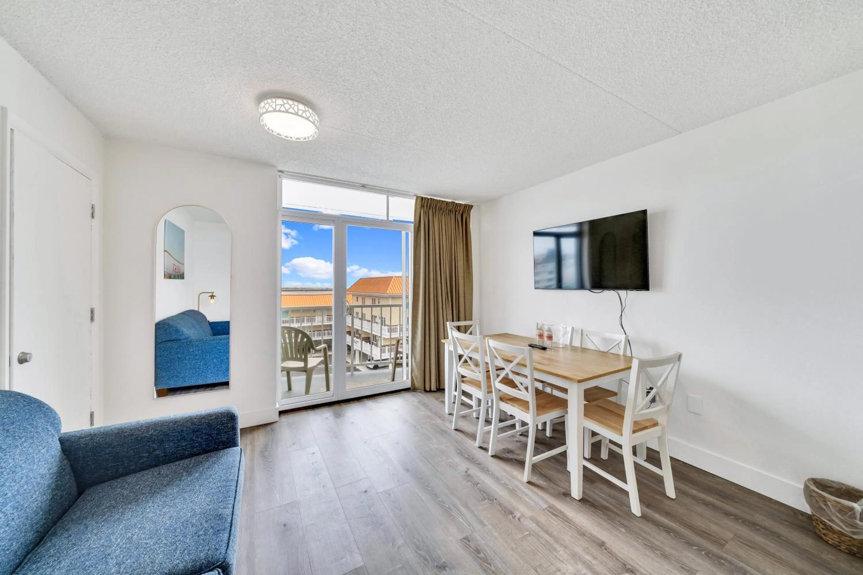 Seating area in Madison Resort Wildwood Crest