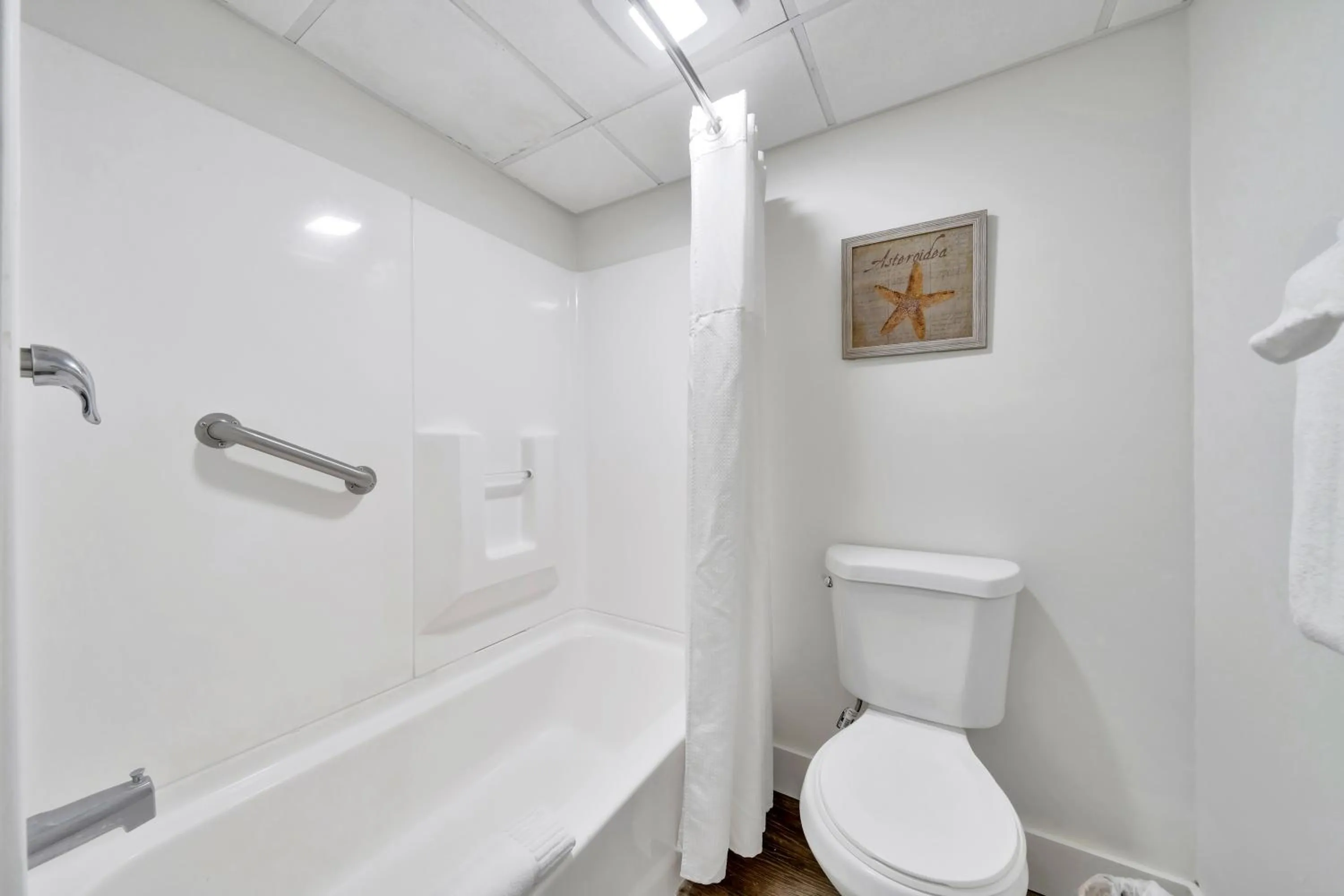 Bathroom in Madison Resort Wildwood Crest