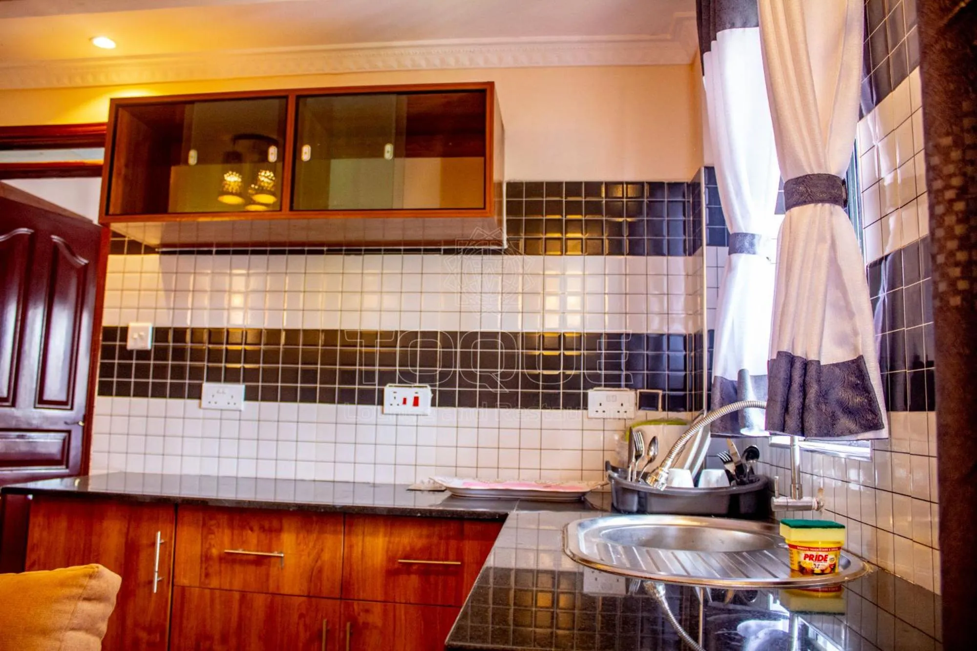 Kitchen or kitchenette in Toque Hotel