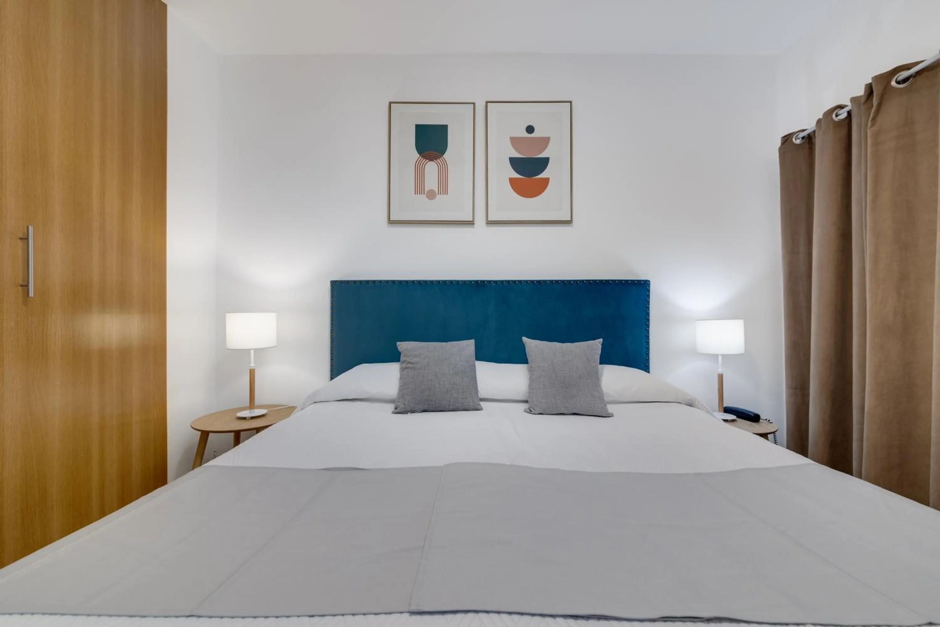 Bedroom, Bed in Hotel Madrid