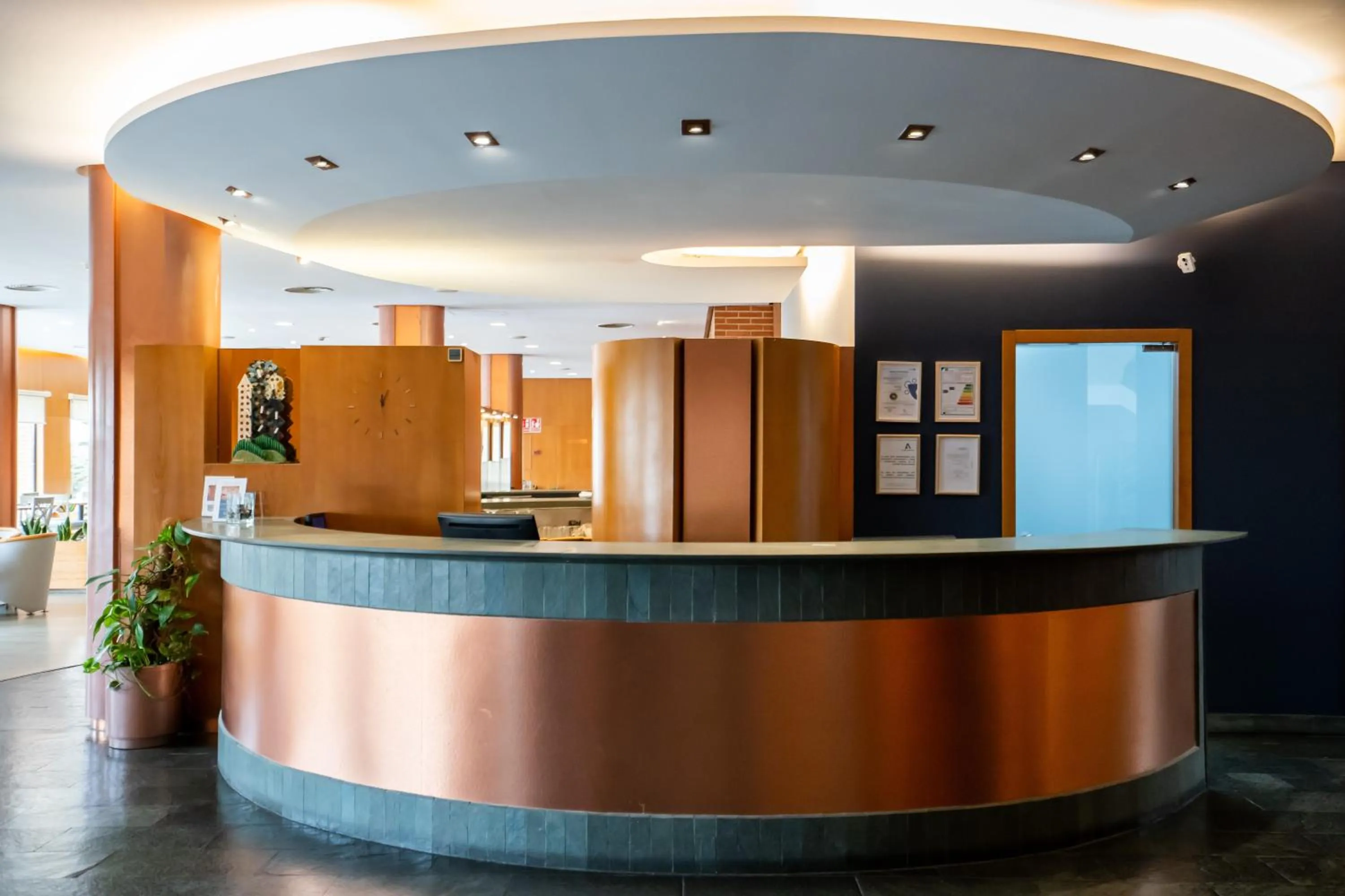 Lobby or reception in Posadas De España Cartagena