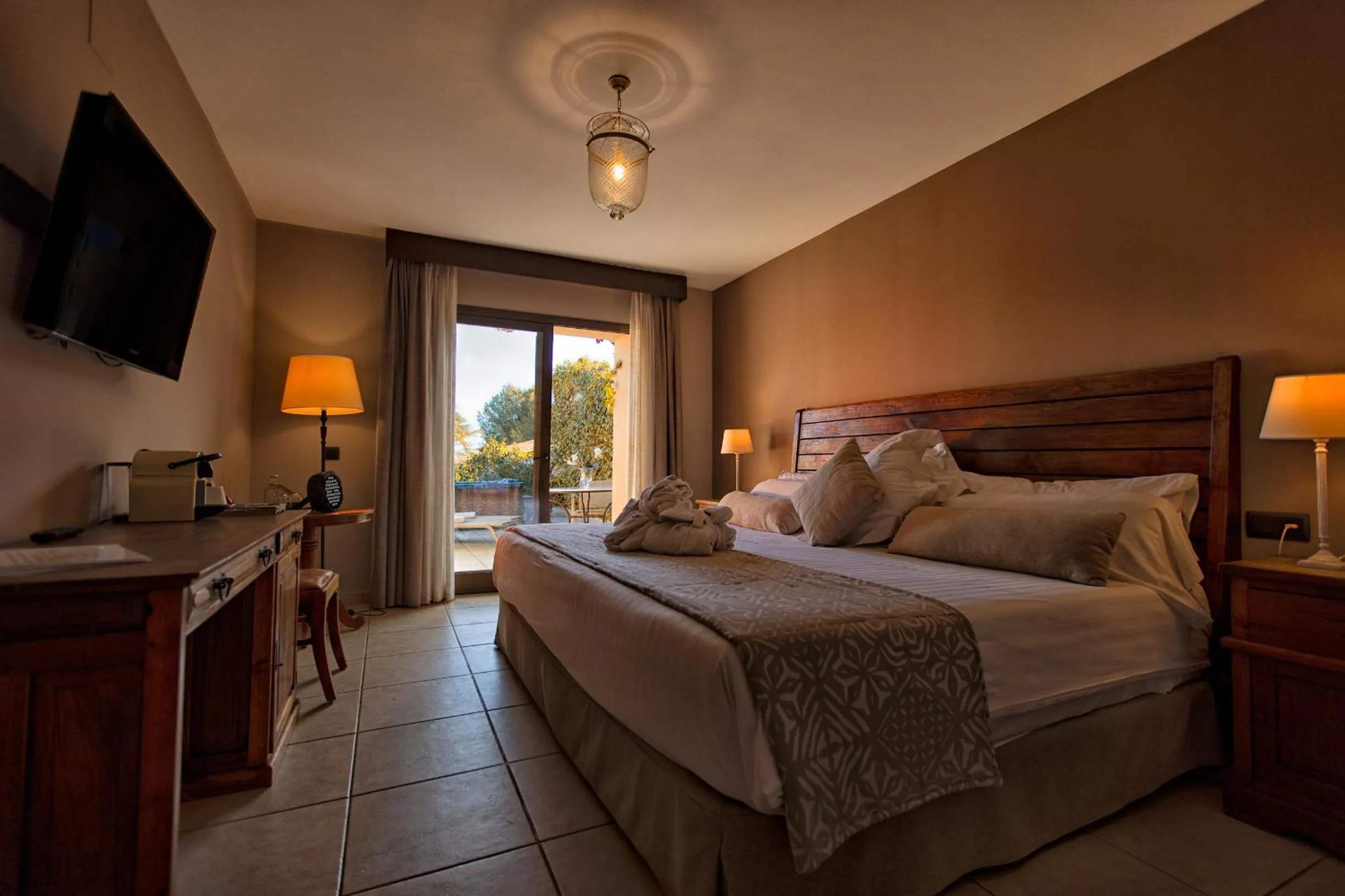 Bed in SWISS MORAIRA HOTEL & SPA - Adults only