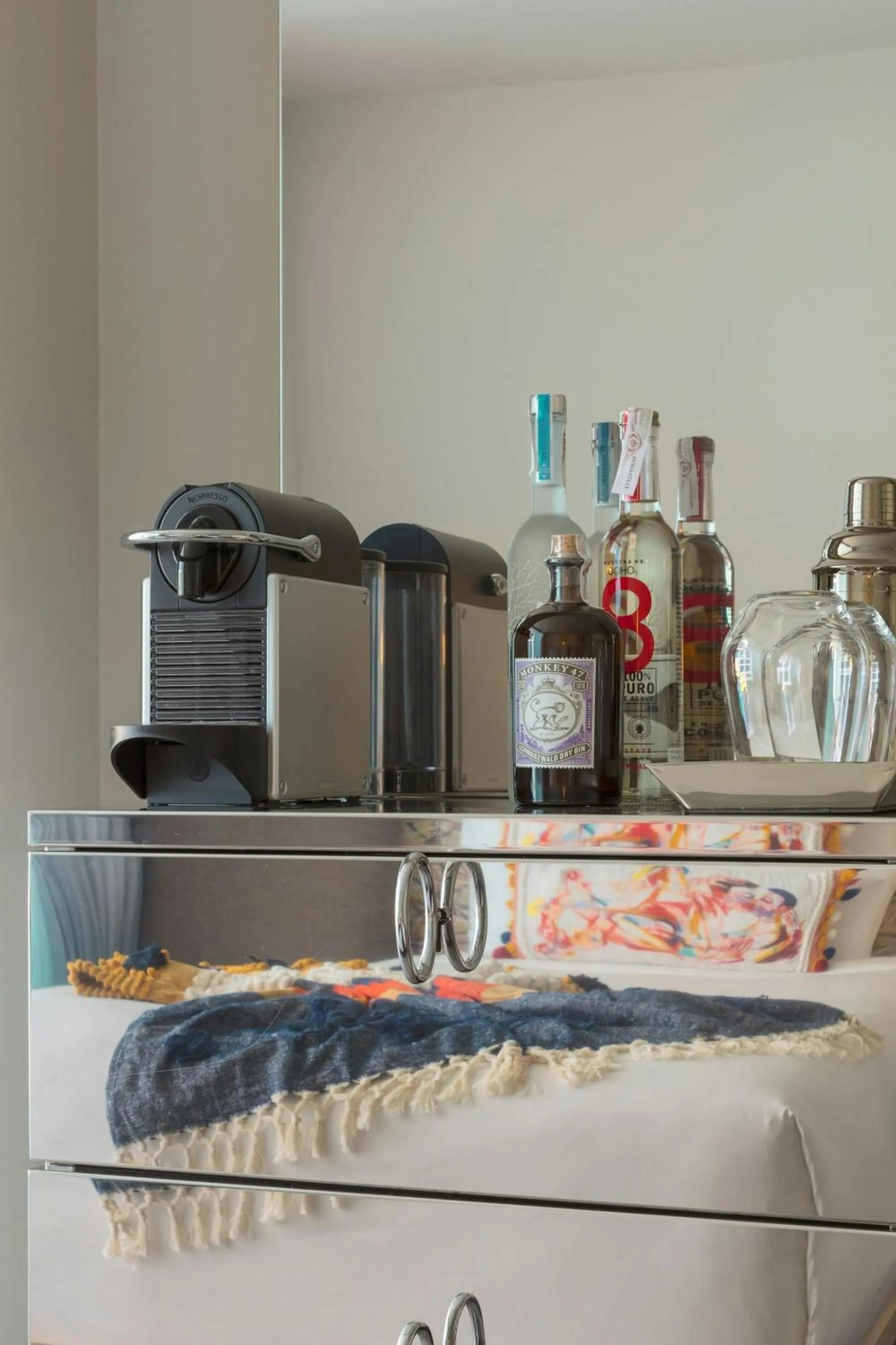 Lounge or bar in W Ibiza