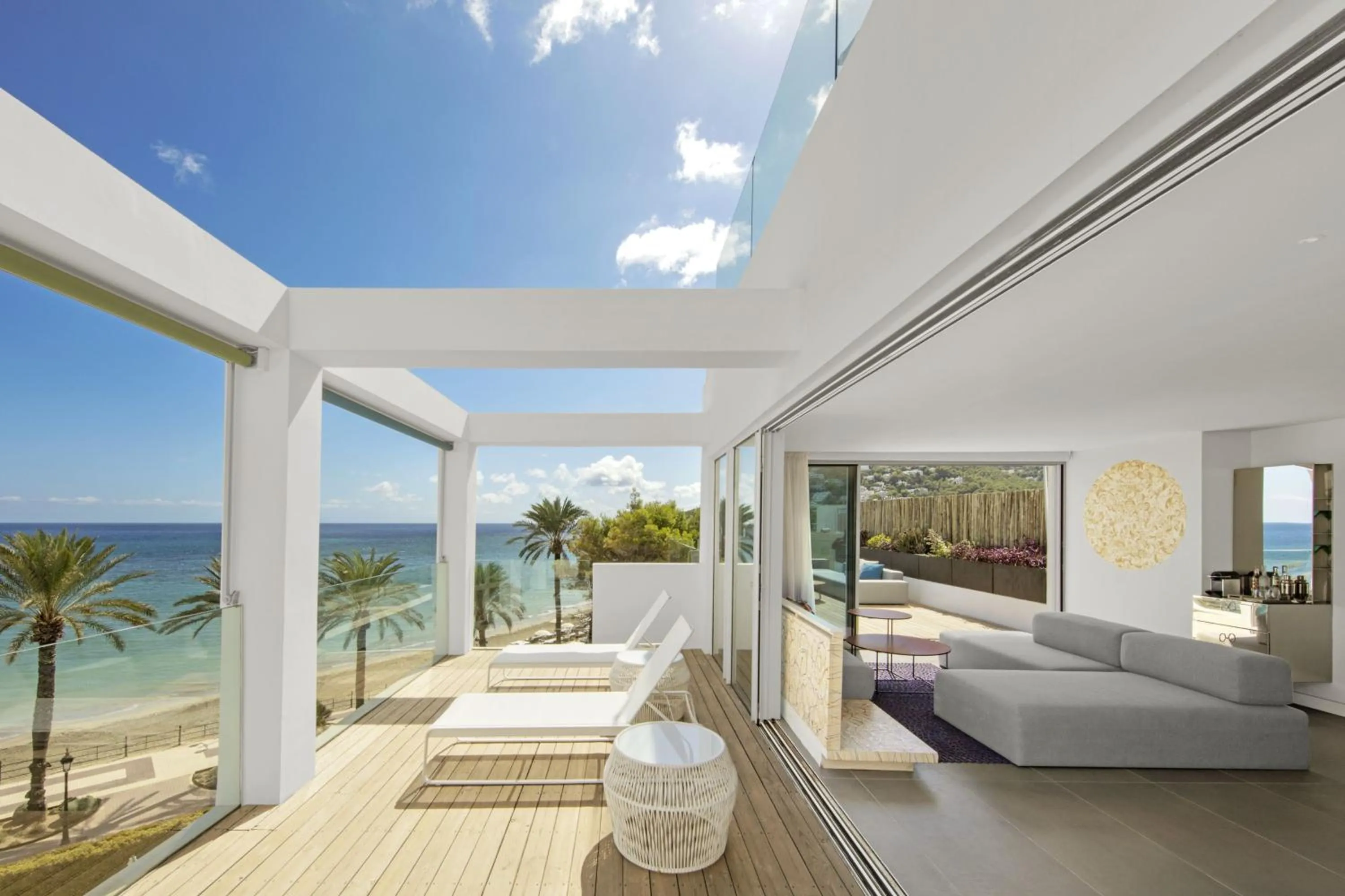 Photo of the whole room, Bed in W Ibiza