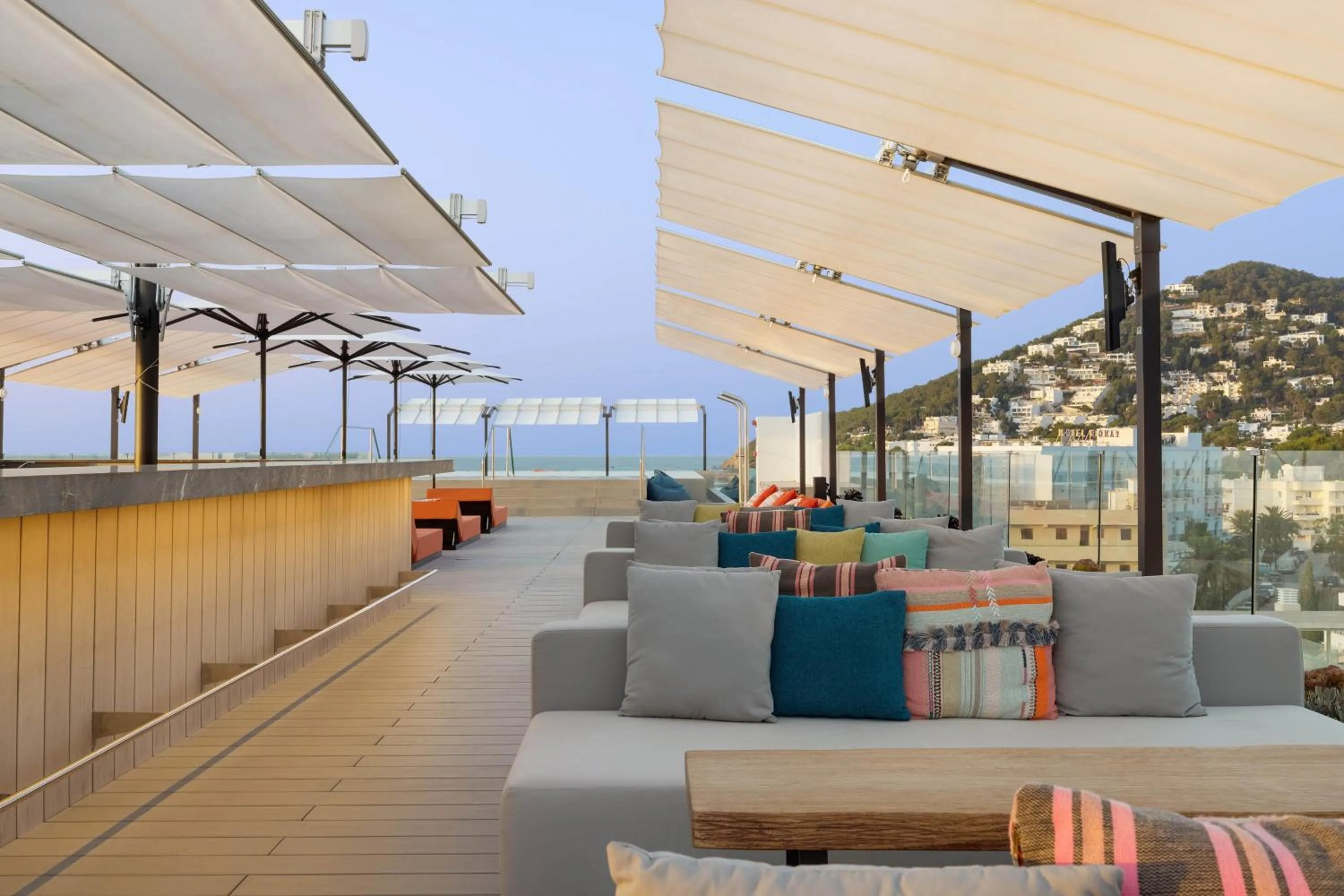 Lounge or bar in W Ibiza