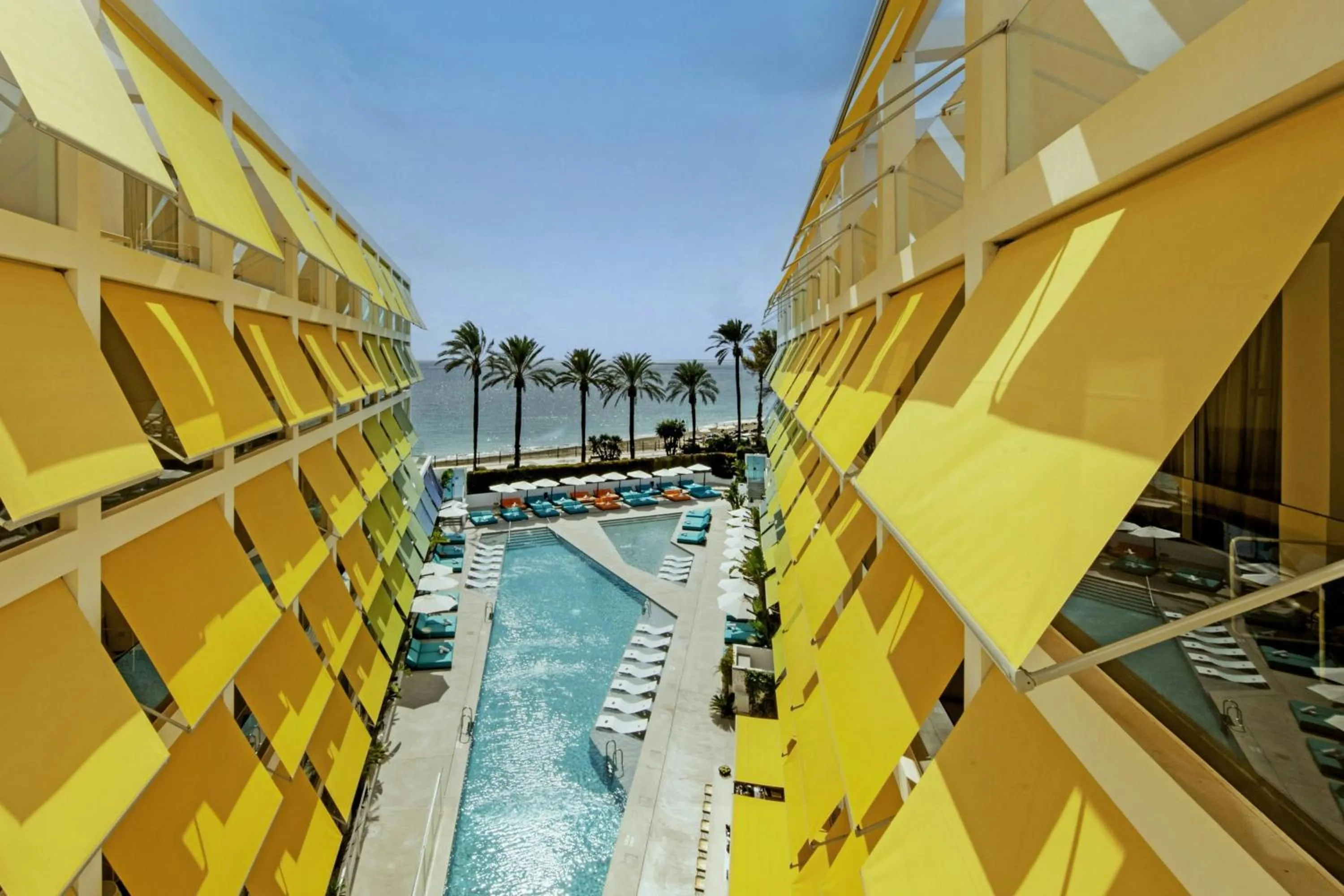 Photo of the whole room in W Ibiza