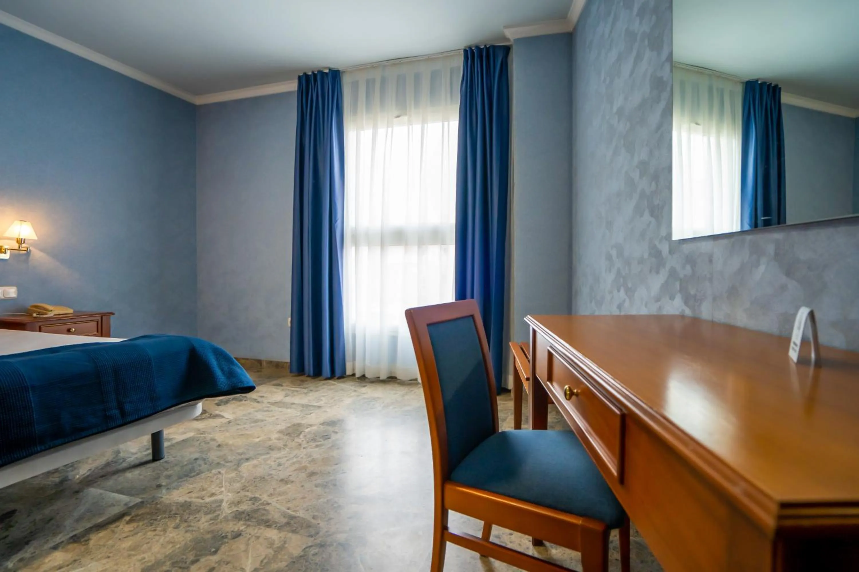 Facility for disabled guests, Bed in Hotel Bartos