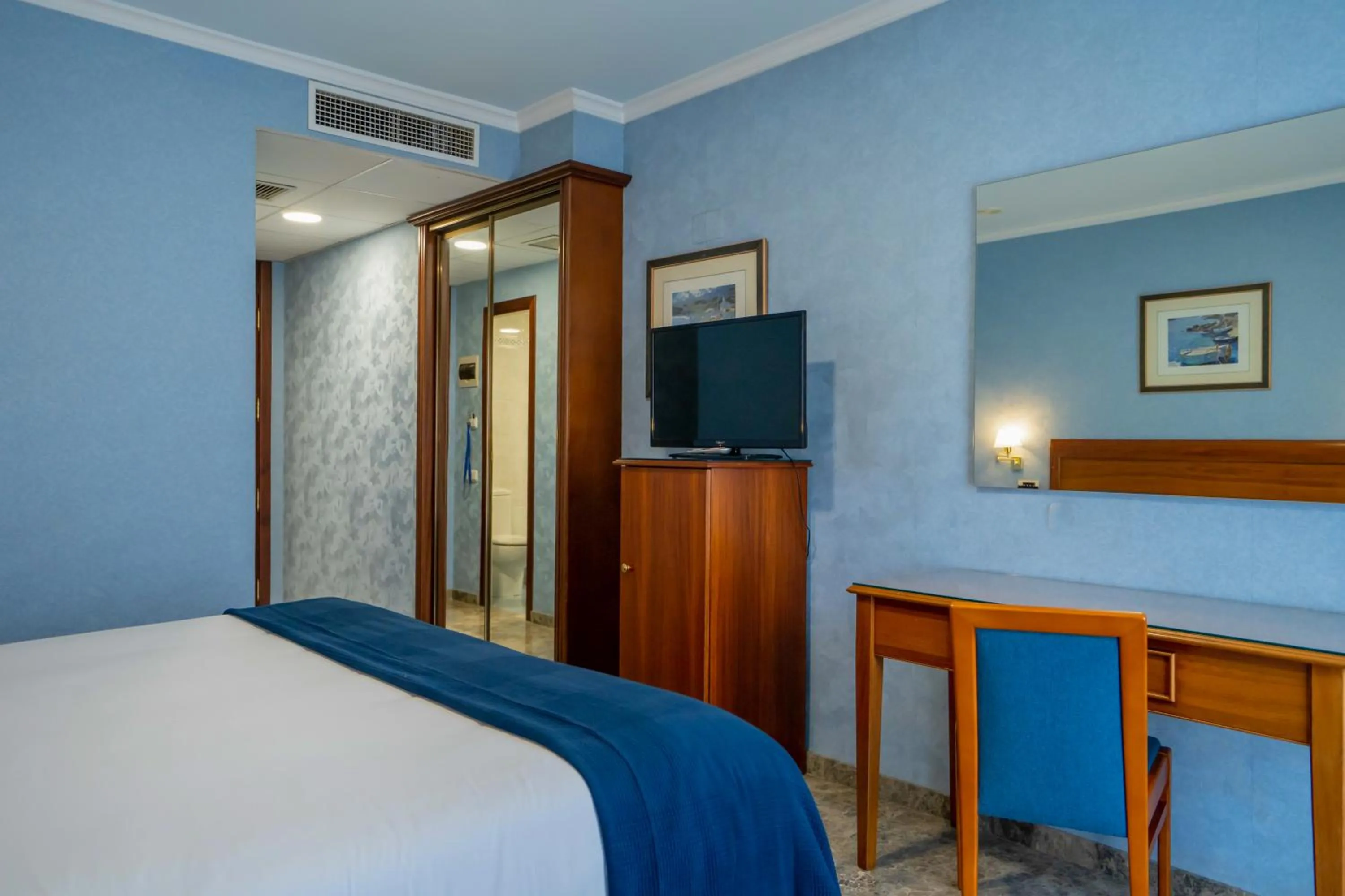 Bedroom, Bed in Hotel Bartos