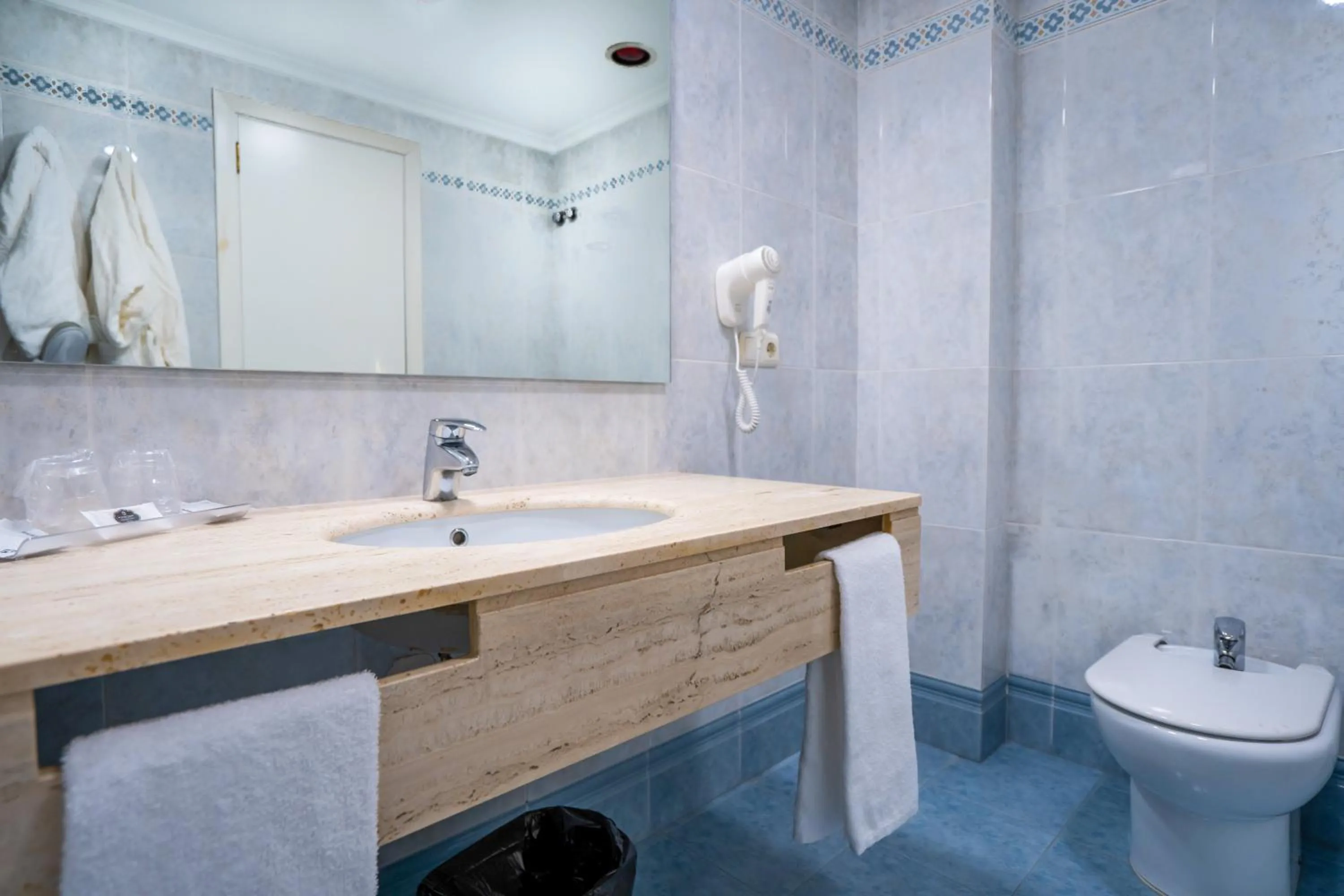 Bathroom in Hotel Bartos