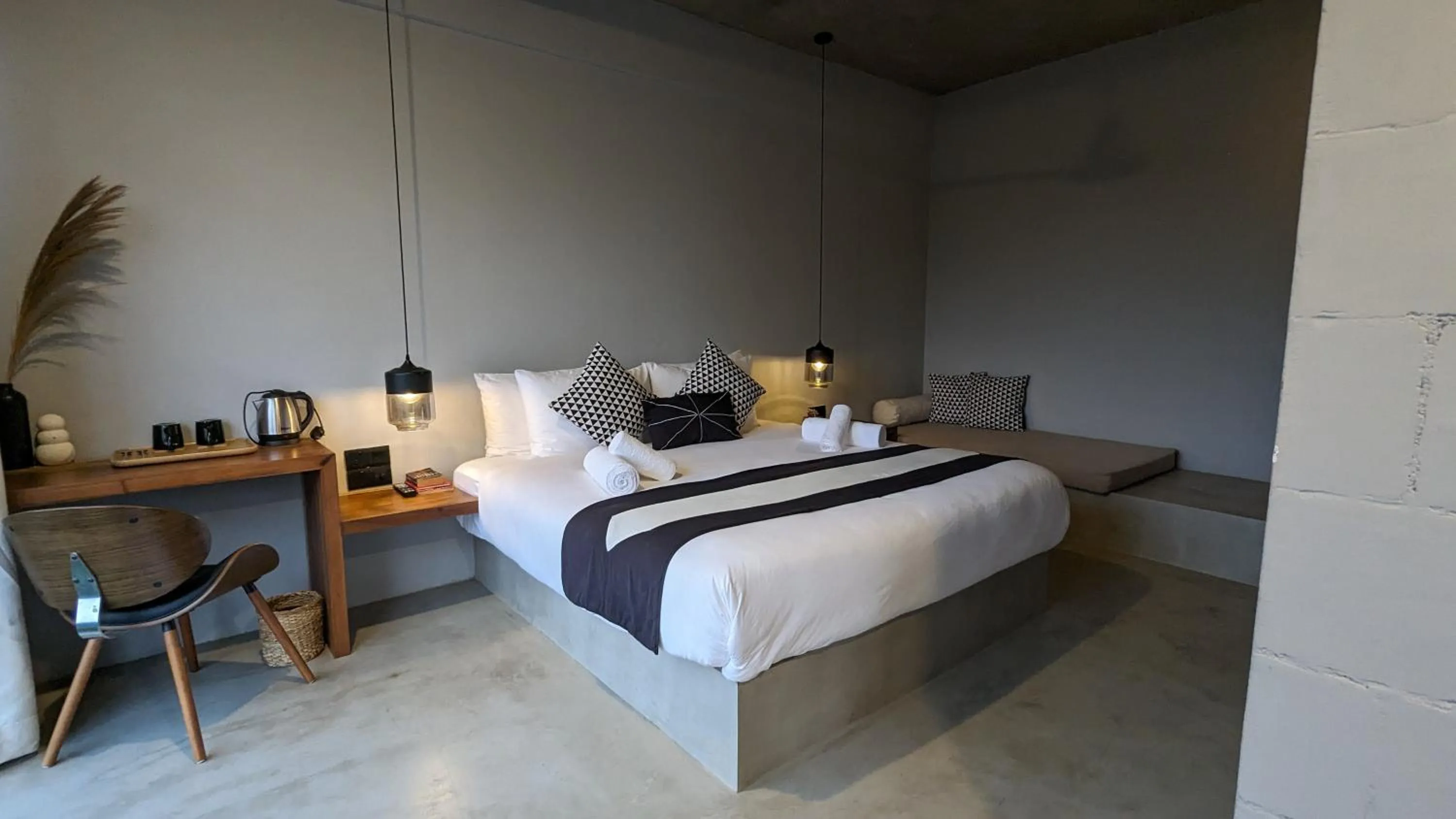 Coffee/tea facilities, Bed in Misty Villa by DBI