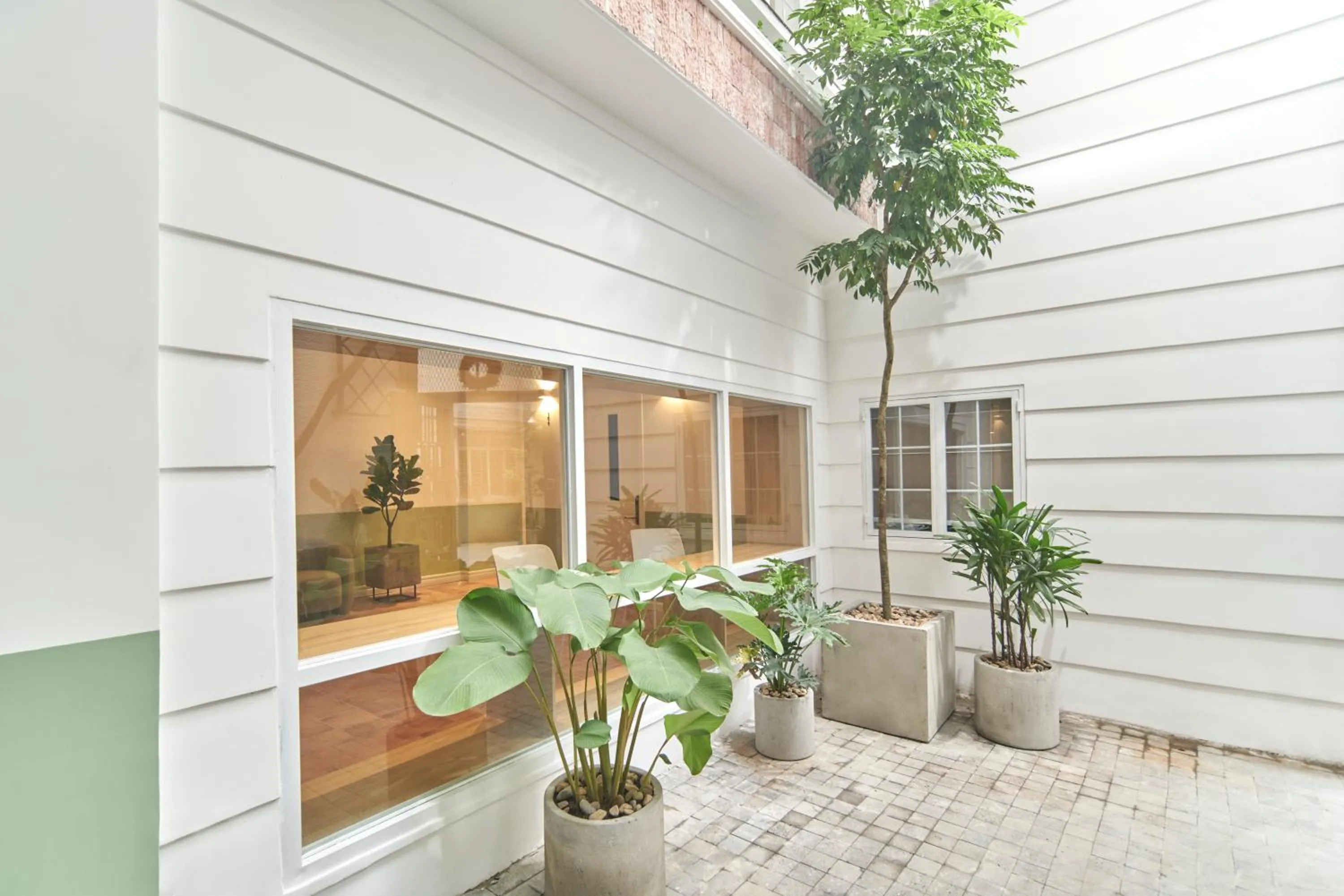 Patio in M Village Living Cao Thắng