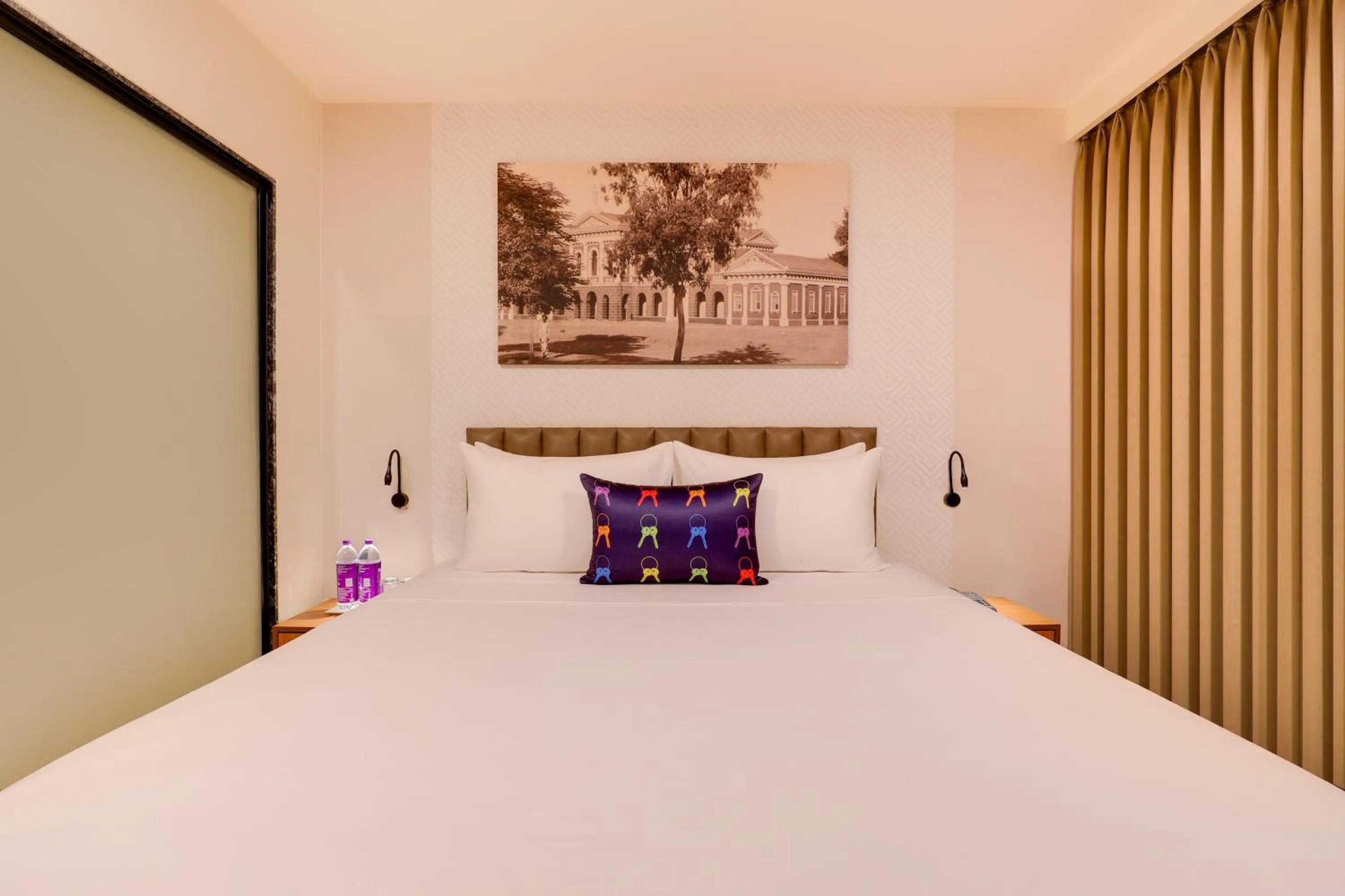 Bedroom, Bed in Keys Lite by Lemon Tree Hotels, Vadodara
