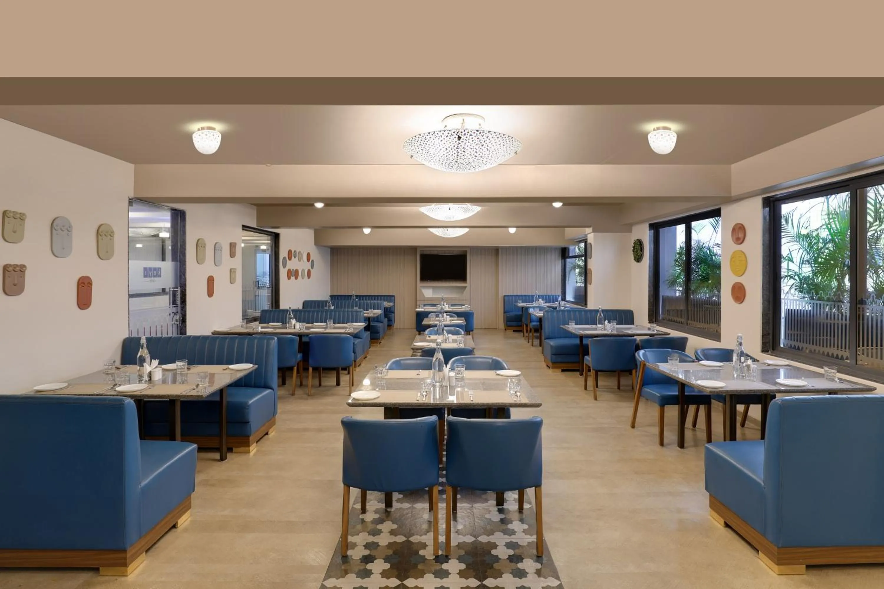 Restaurant/places to eat in Keys Lite by Lemon Tree Hotels, Vadodara