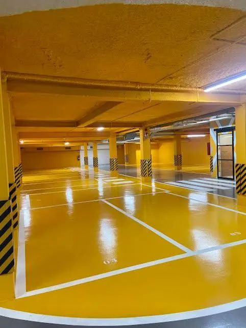 Parking in Mercure Carlton Rioja