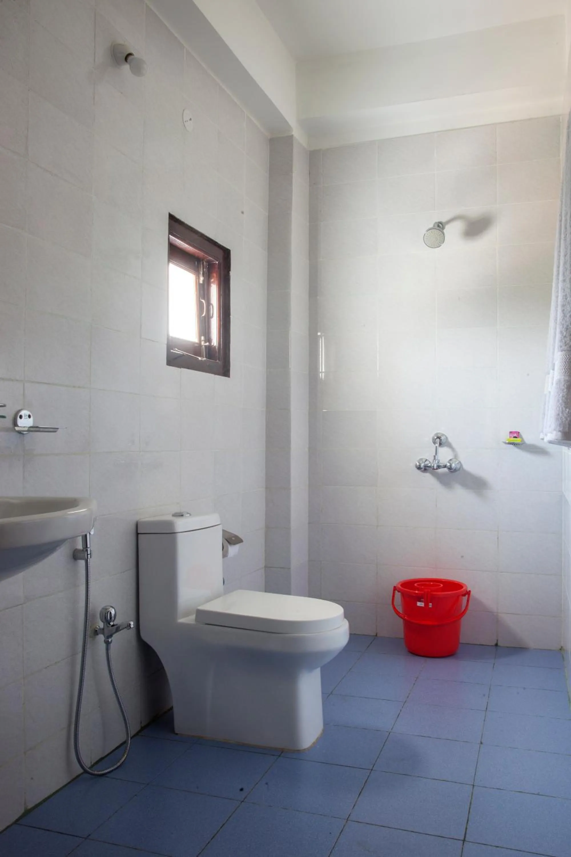 Bathroom in Rains Inn Eco Hotel