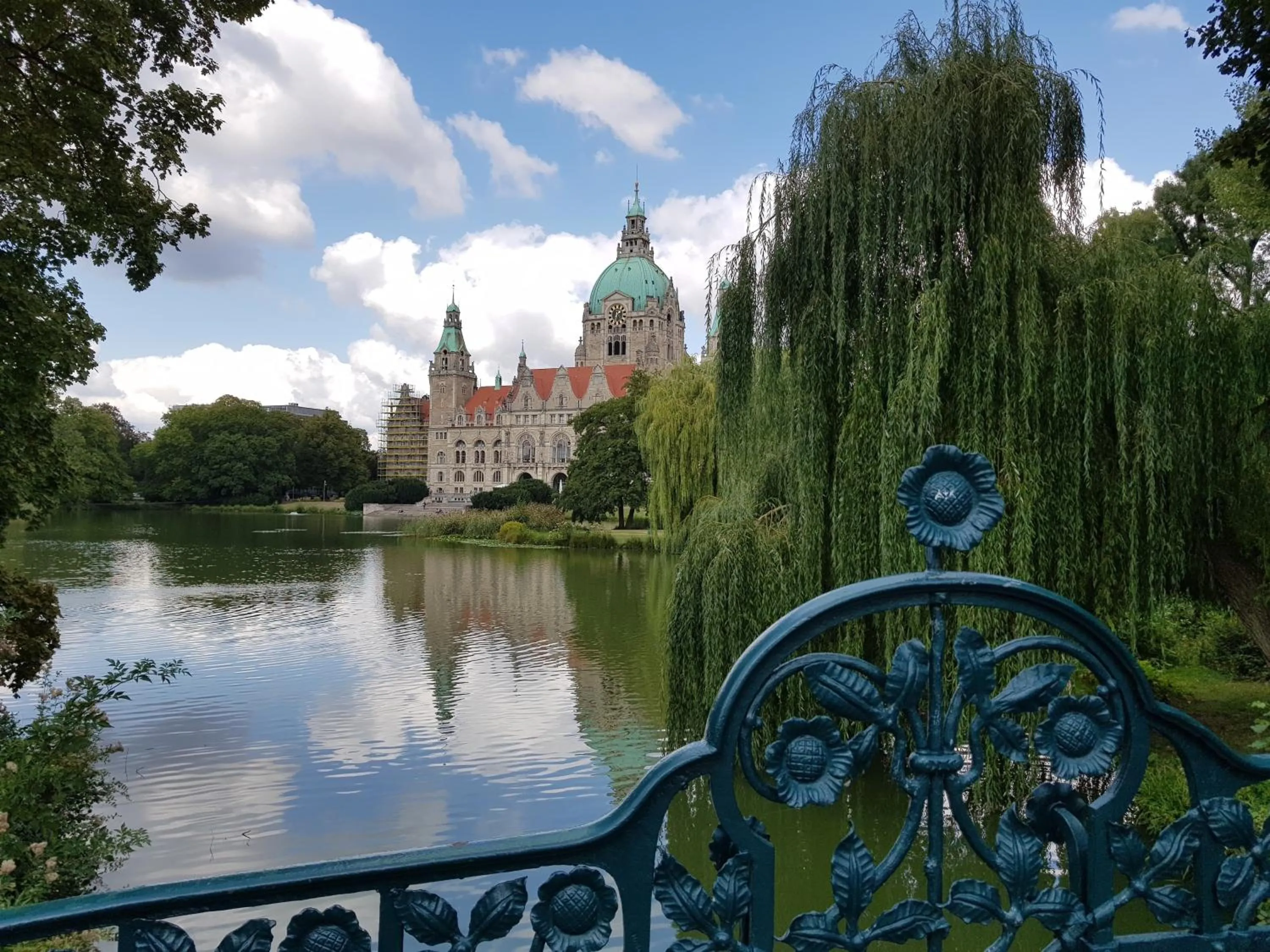 City view in SOFI-LIVING-APARTMENTS