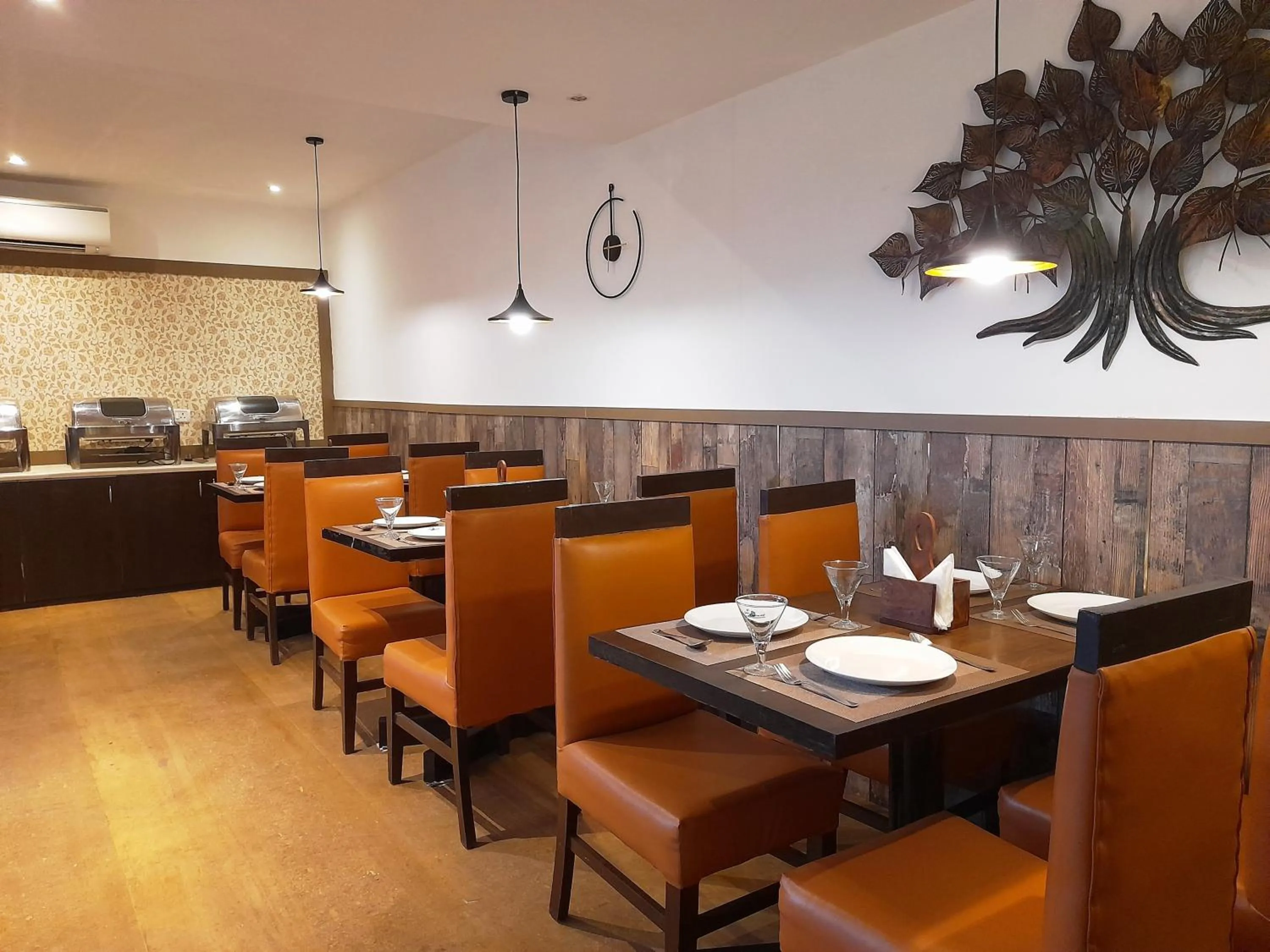 Restaurant/places to eat in Hotel Goa Continental - Baga