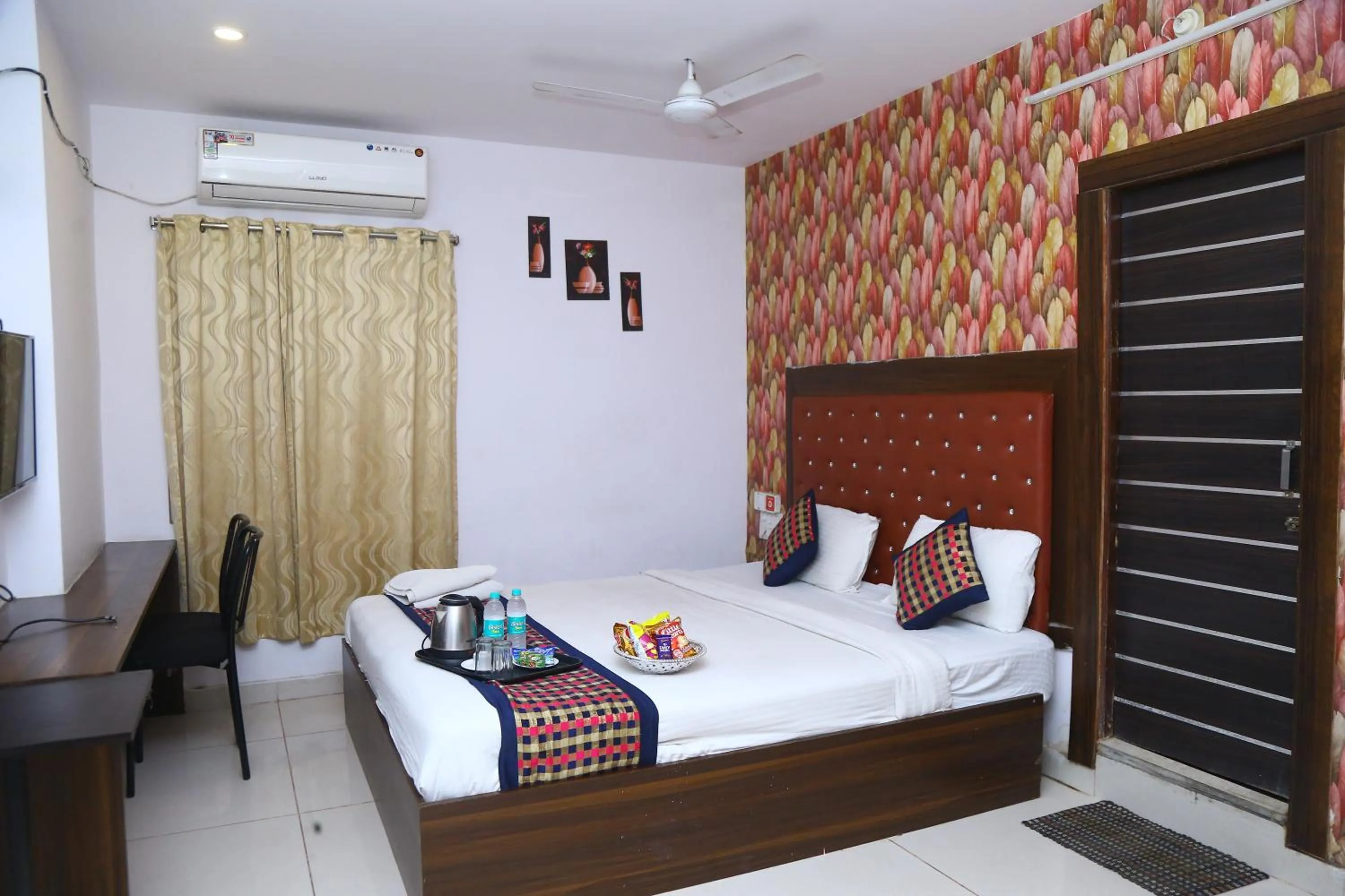 TV and multimedia, Bed in Hotel MN Grand Shamshabad Airport Zone Hyderabad