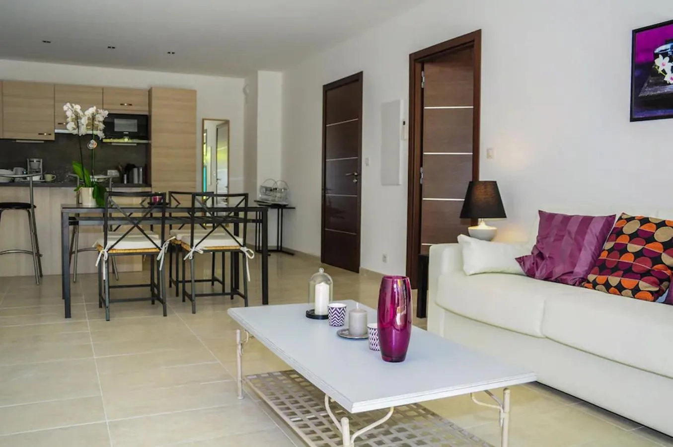 Living room in La villa Roméo, piscine et spa
