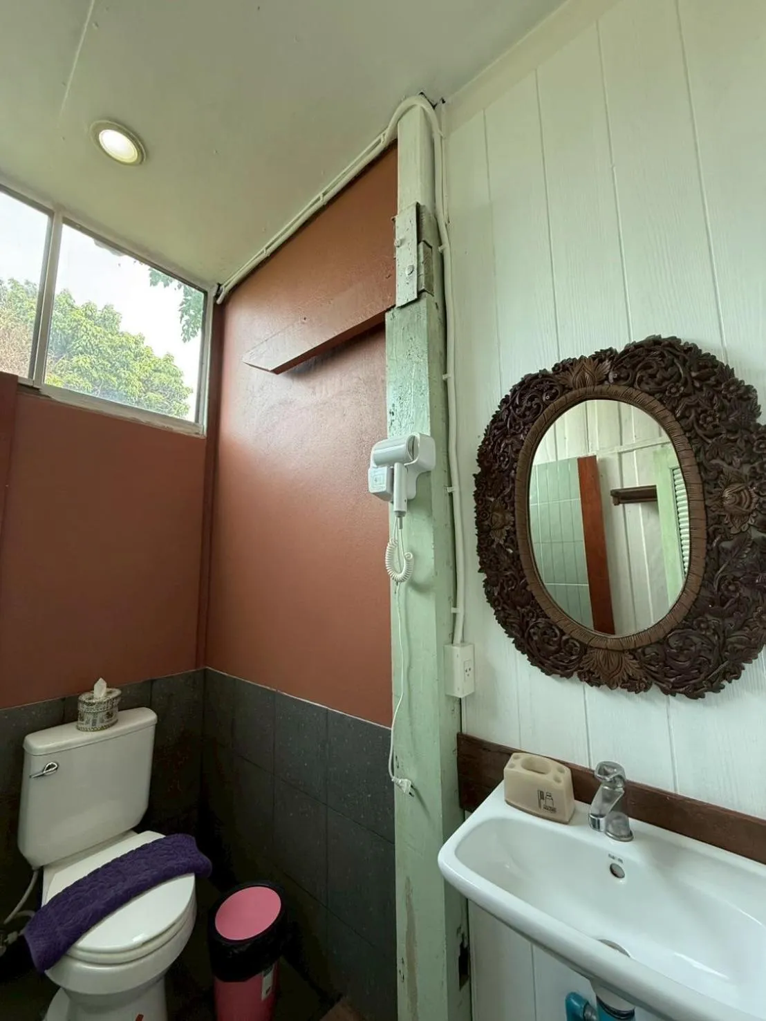 Toilet in tamarind guesthouse