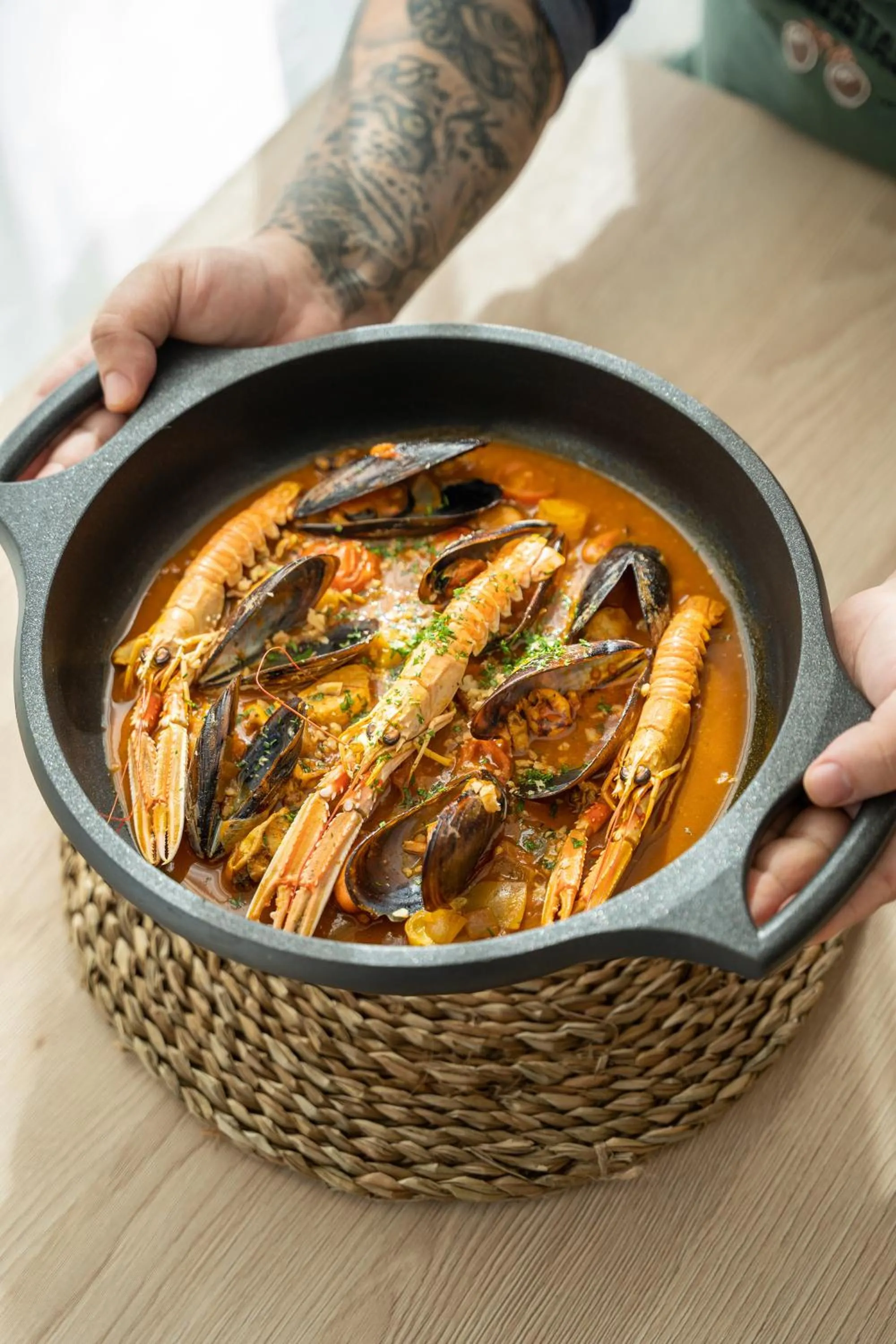 Food and drinks in INNSiDE by Meliá Costablanca - Adults recommended