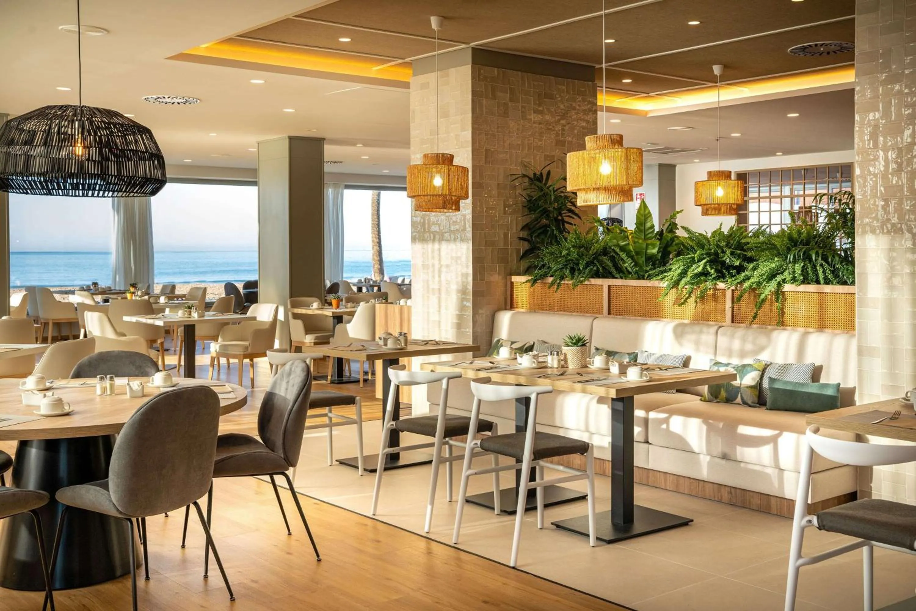 Restaurant/places to eat in INNSiDE by Meliá Costablanca - Adults recommended