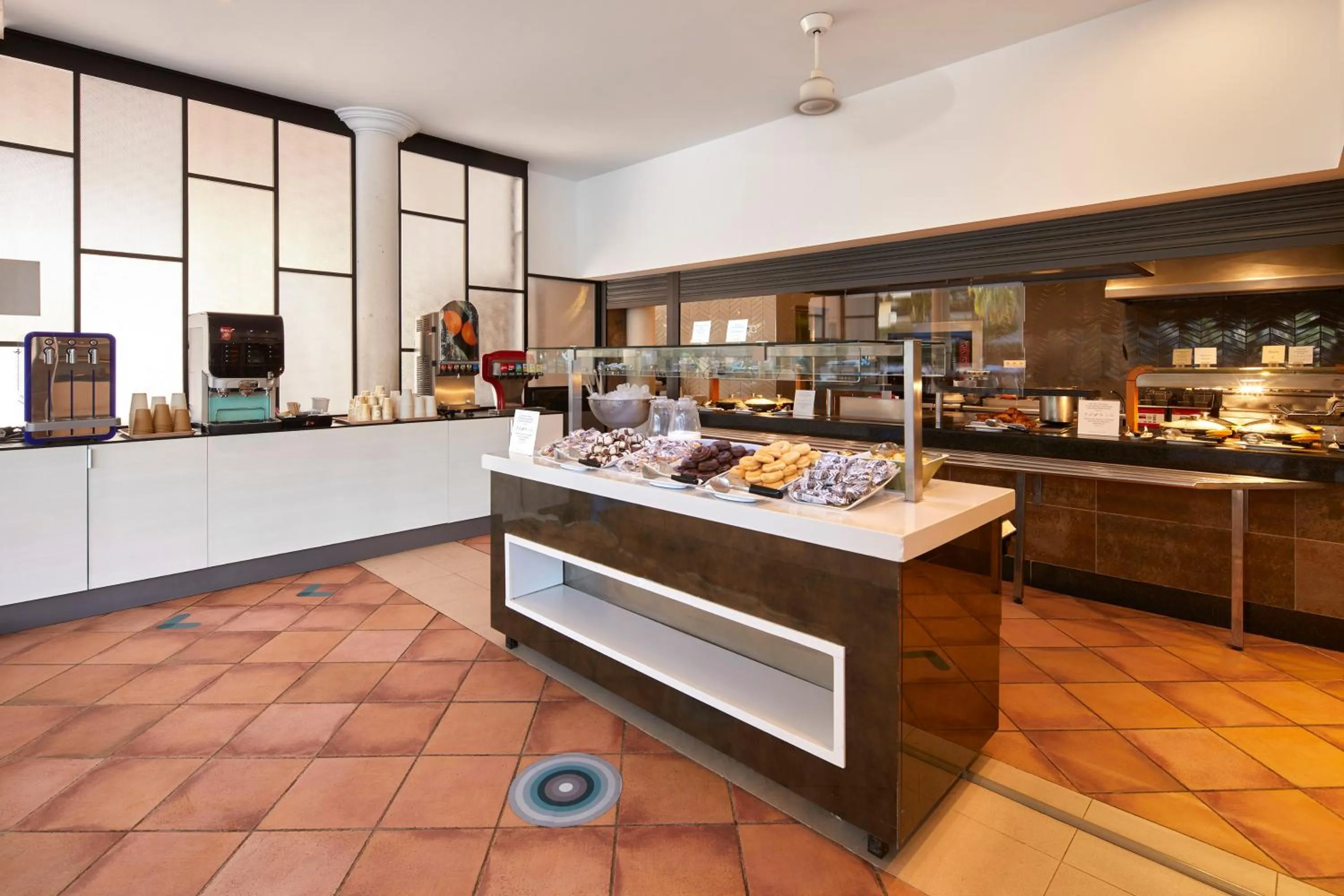 Restaurant/places to eat in Sol Pelicanos Ocas