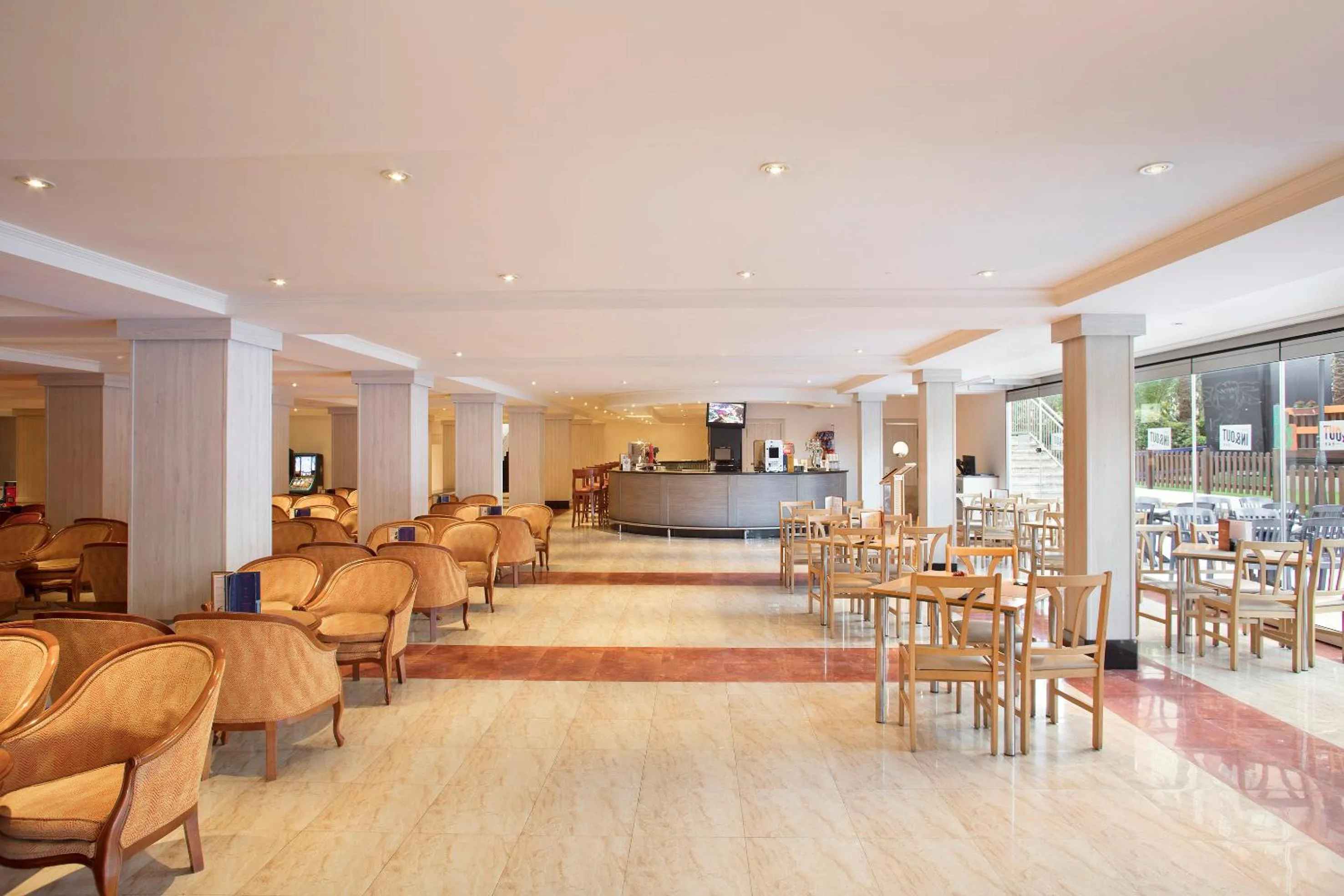 Restaurant/places to eat in Sol Pelicanos Ocas