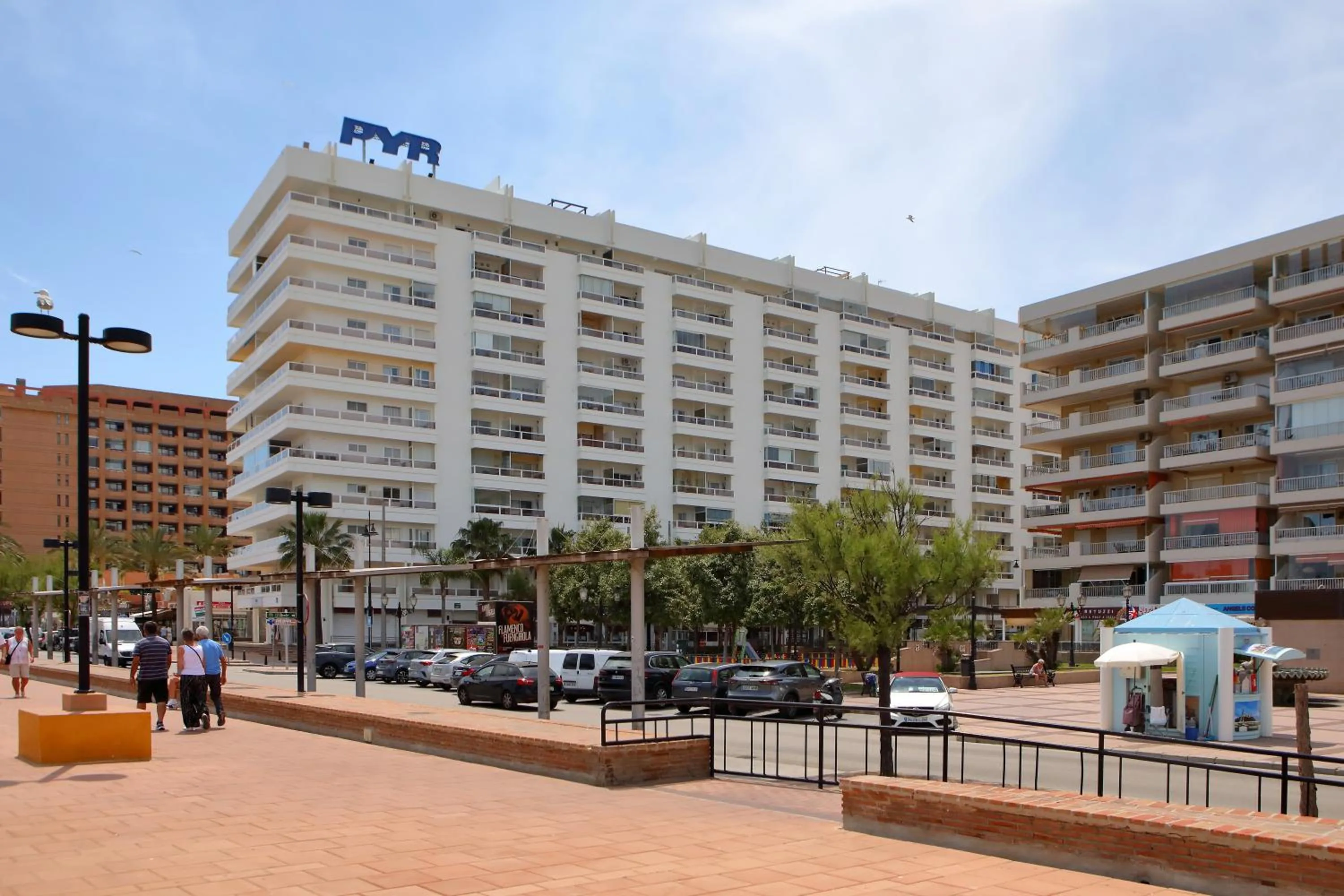 Property building in Hotel Apartamentos Pyr Fuengirola