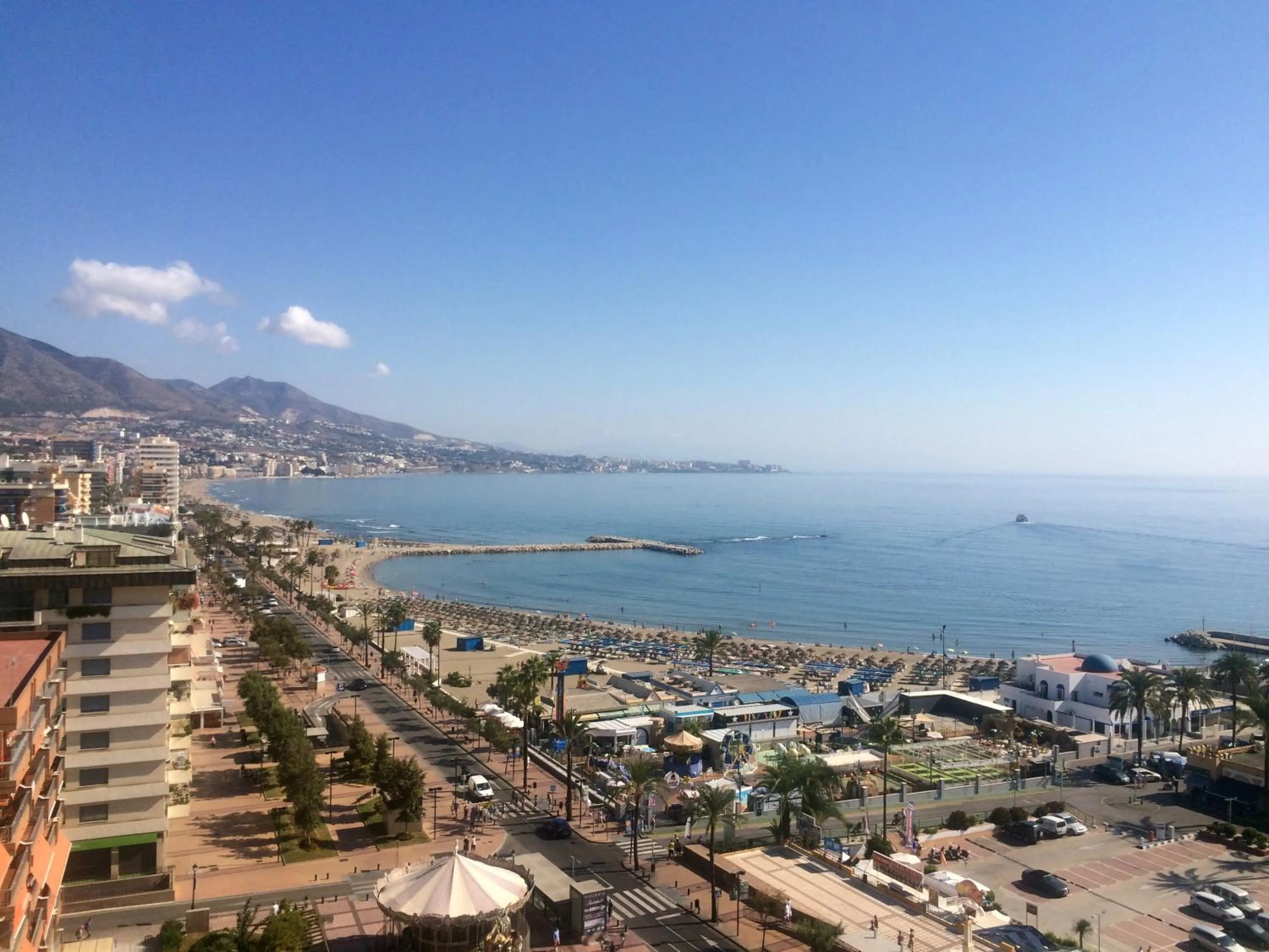Beach in Hotel Apartamentos Pyr Fuengirola