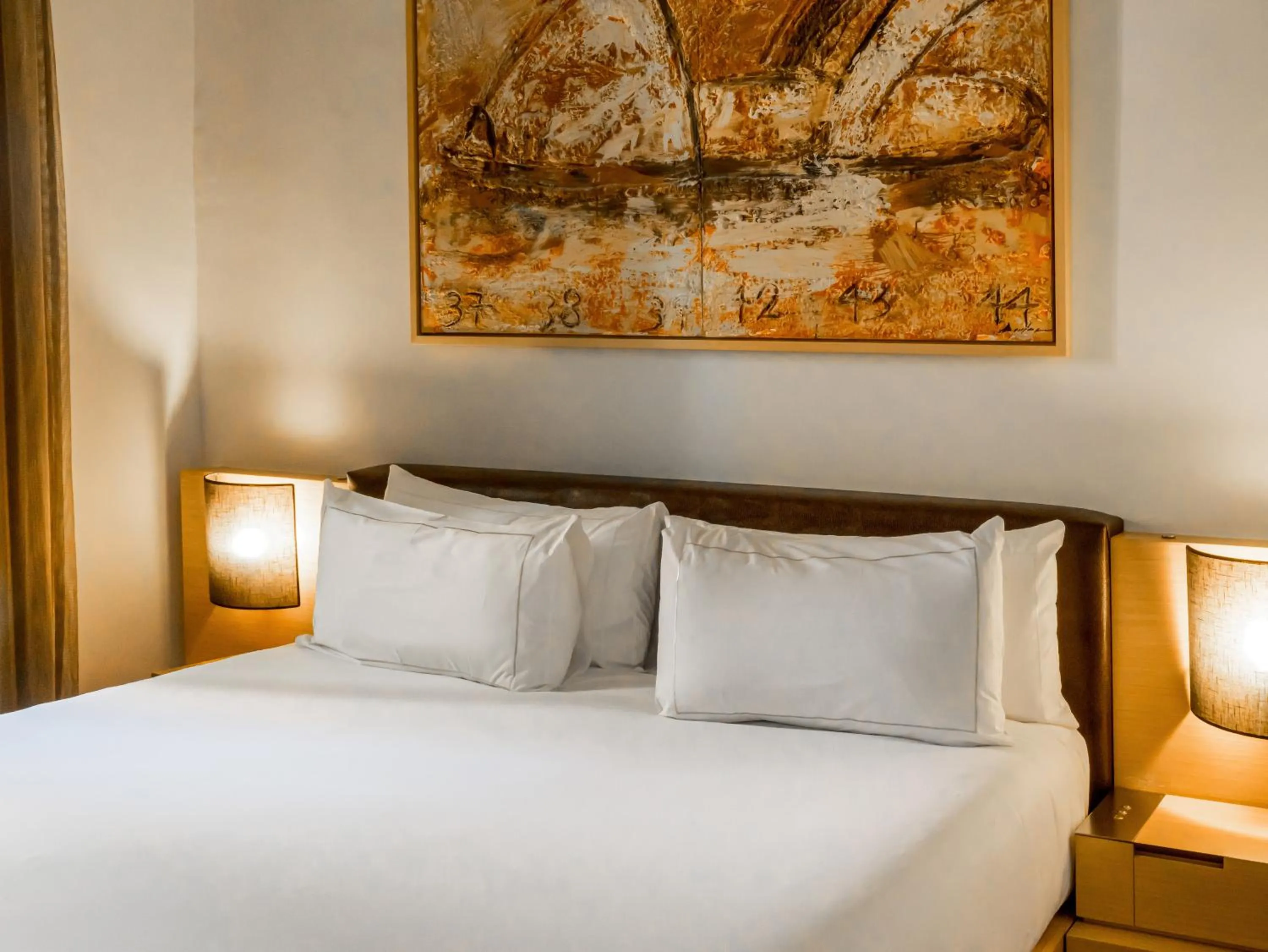 Bedroom, Bed in Mercer House Bòria BCN