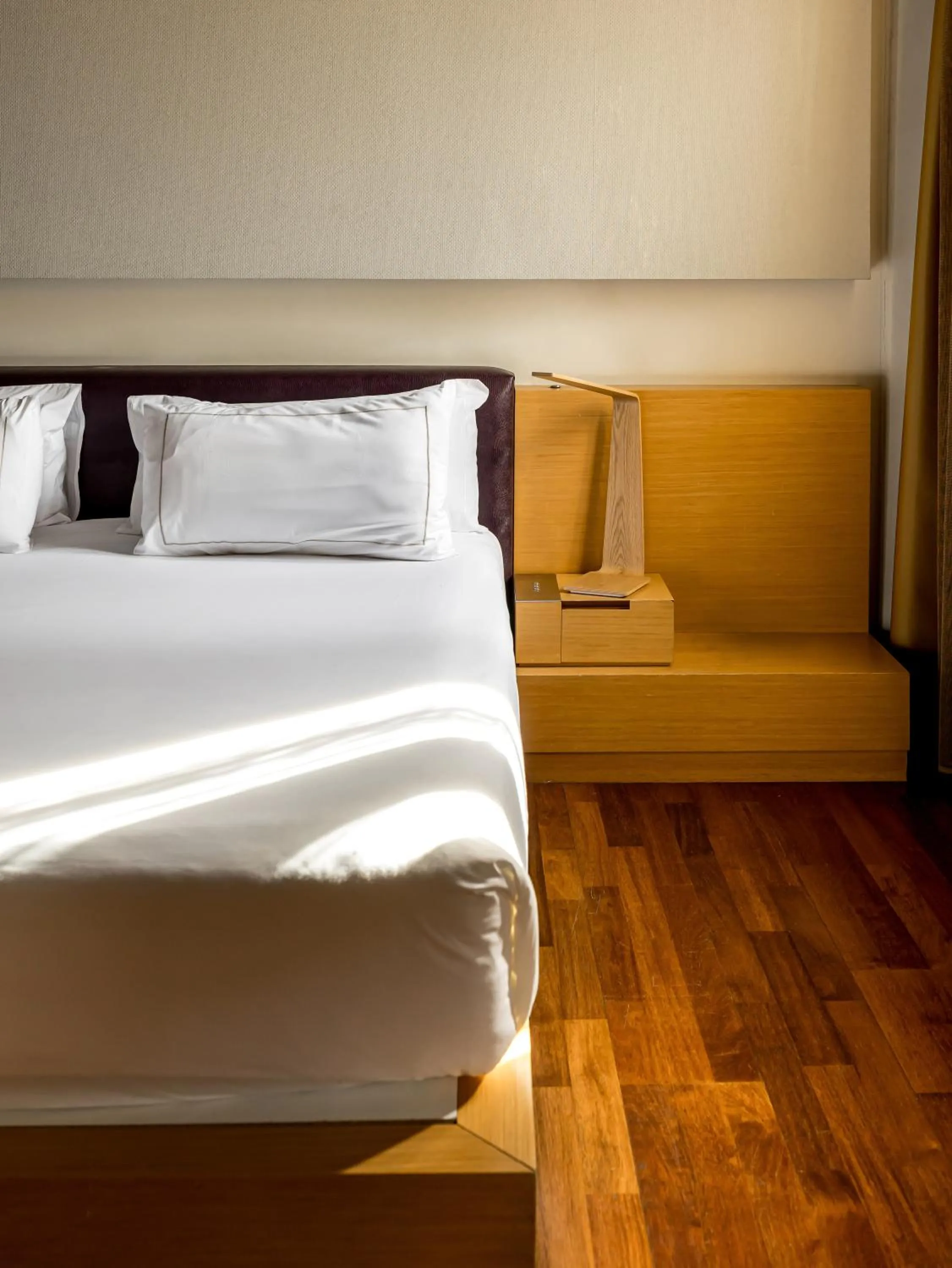 Bedroom, Bed in Mercer House Bòria BCN