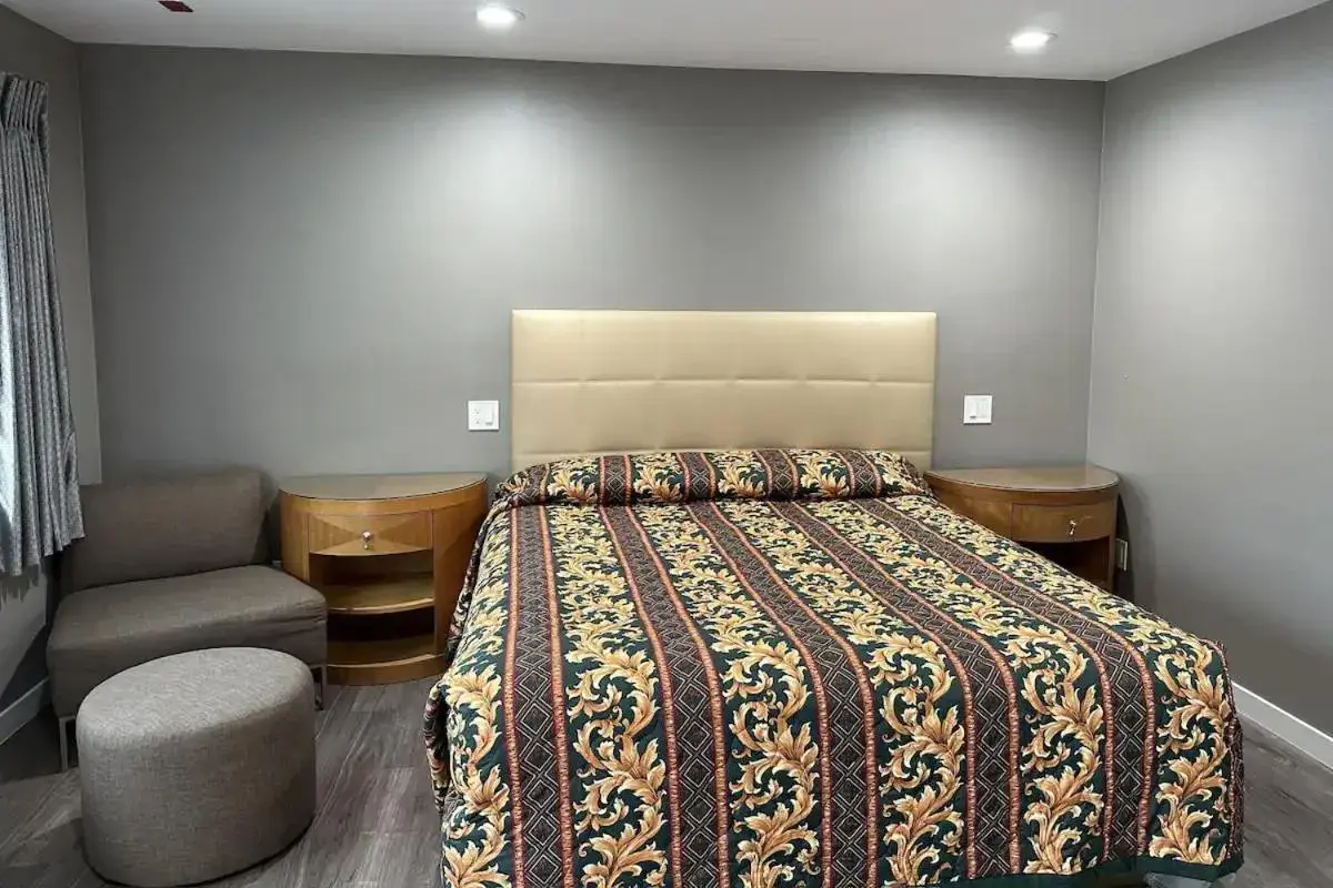 Deluxe Double Room in Stay Inn Motel Deluxe Double Room in Stay Inn Motel