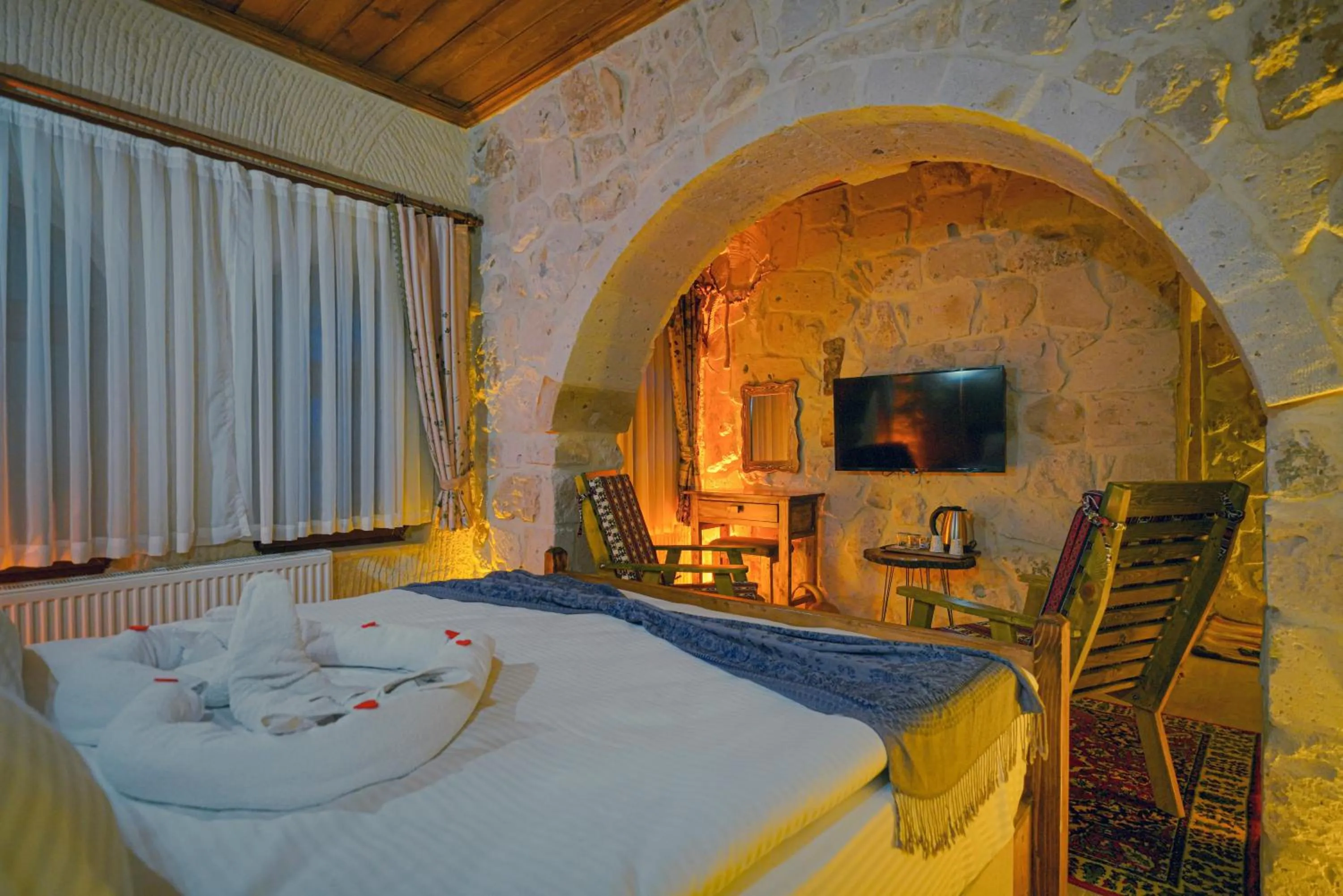 Bed in Babili Cappadocia Cave