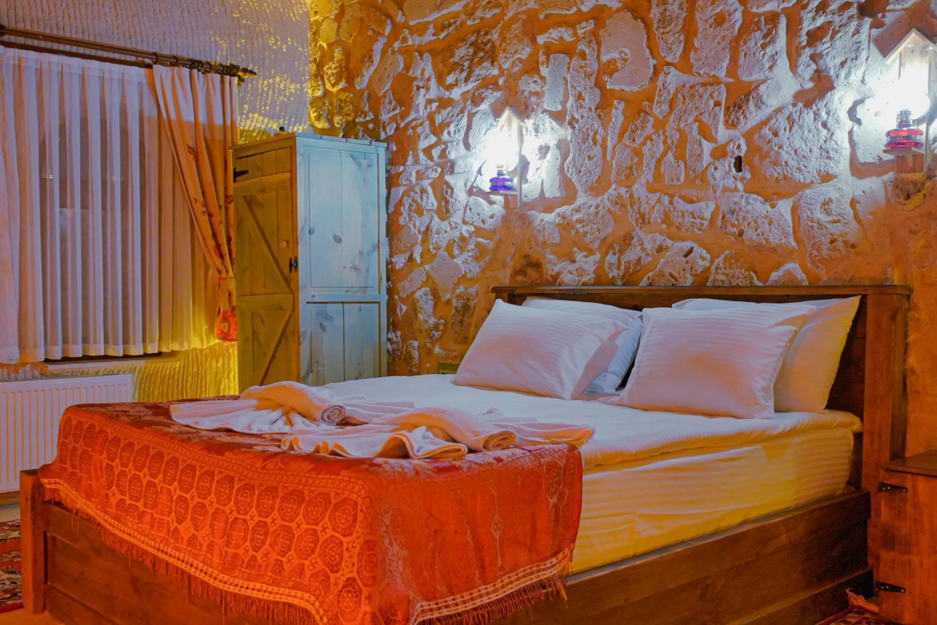 Bed in Babili Cappadocia Cave