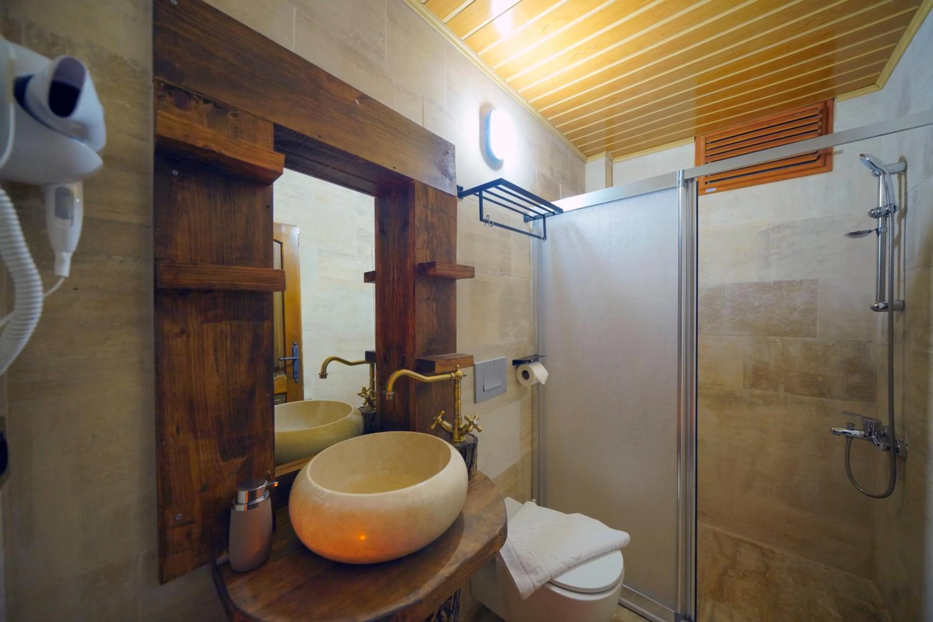 Shower in Babili Cappadocia Cave