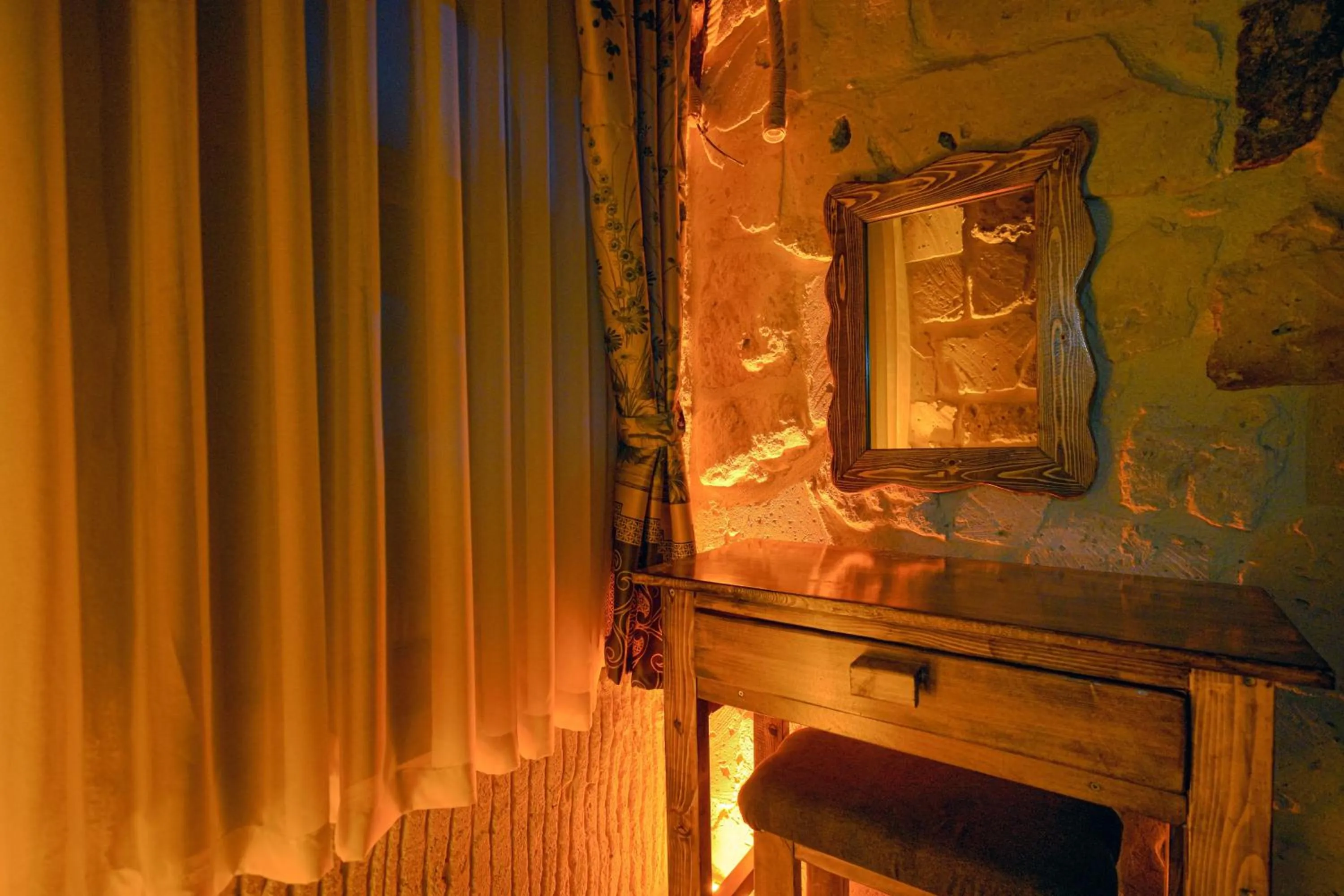 Bed in Babili Cappadocia Cave