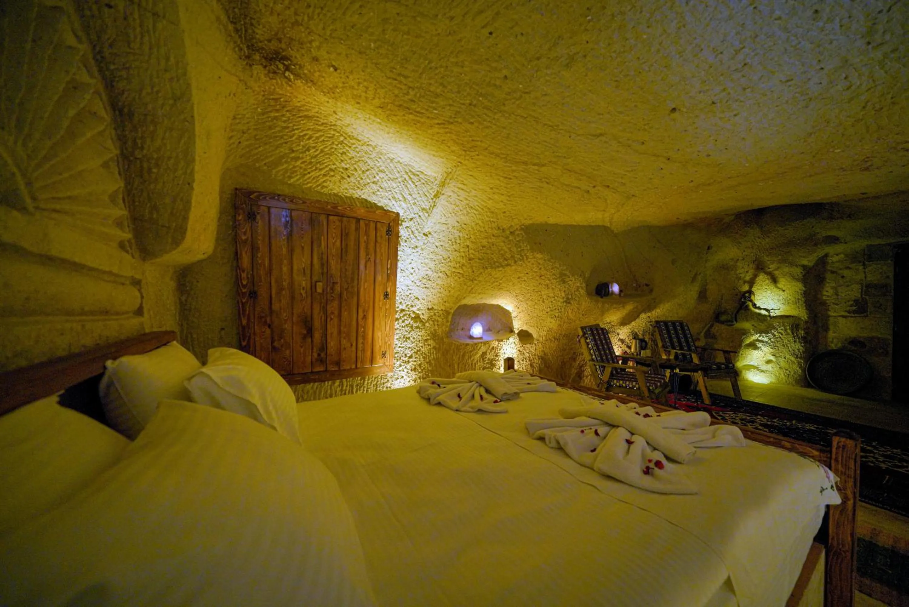 Bed in Babili Cappadocia Cave