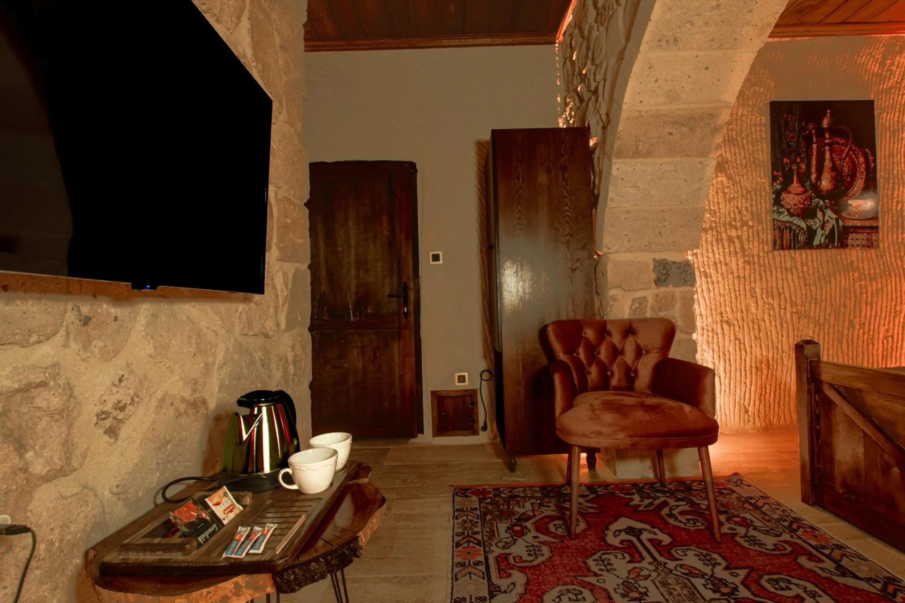 TV and multimedia in Babili Cappadocia Cave