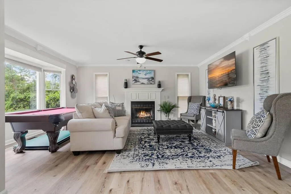 Cozy Lake Home - Jacuzzi King Bed Marina Access