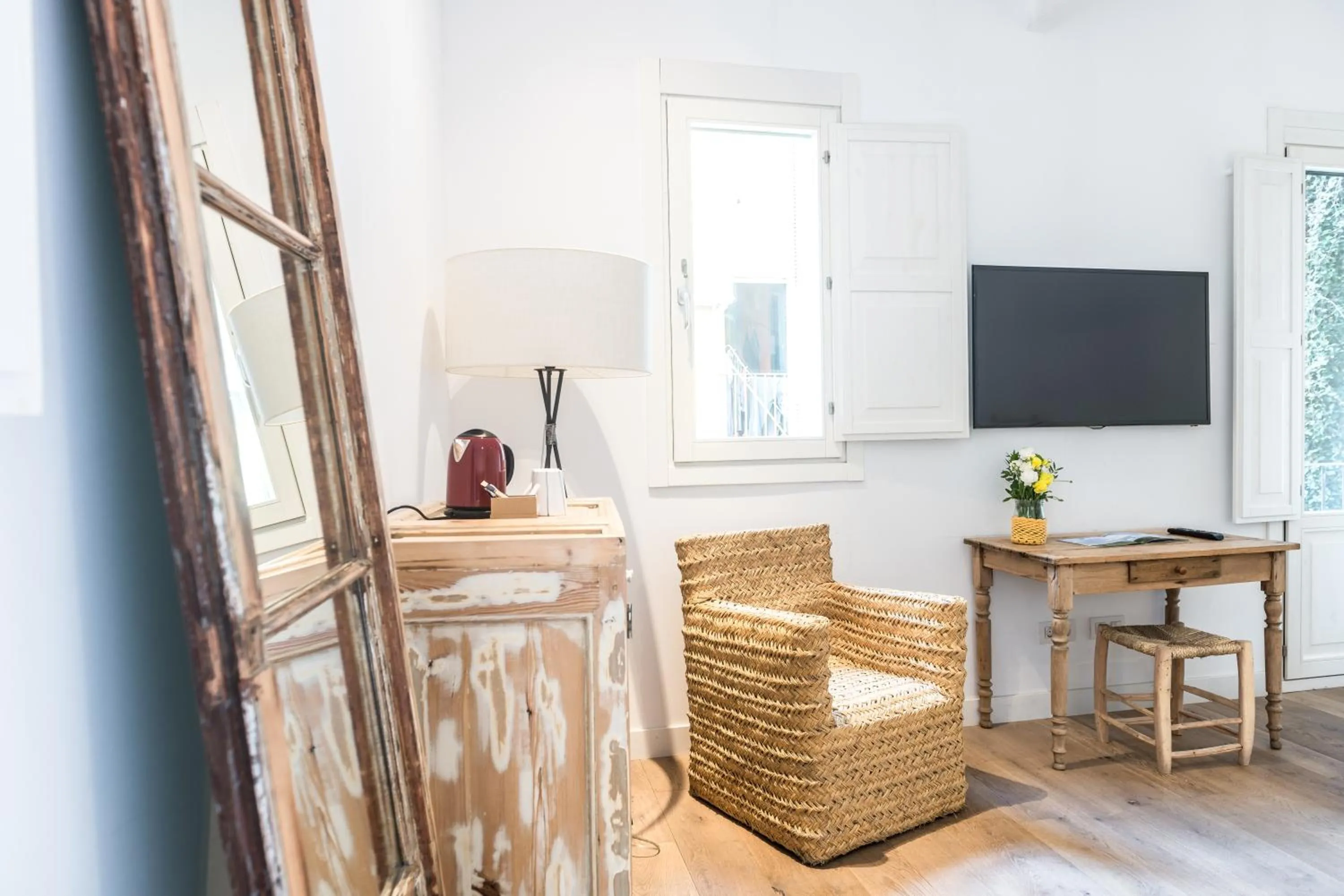 Decorative detail in Eco Boutique Hostal Grau