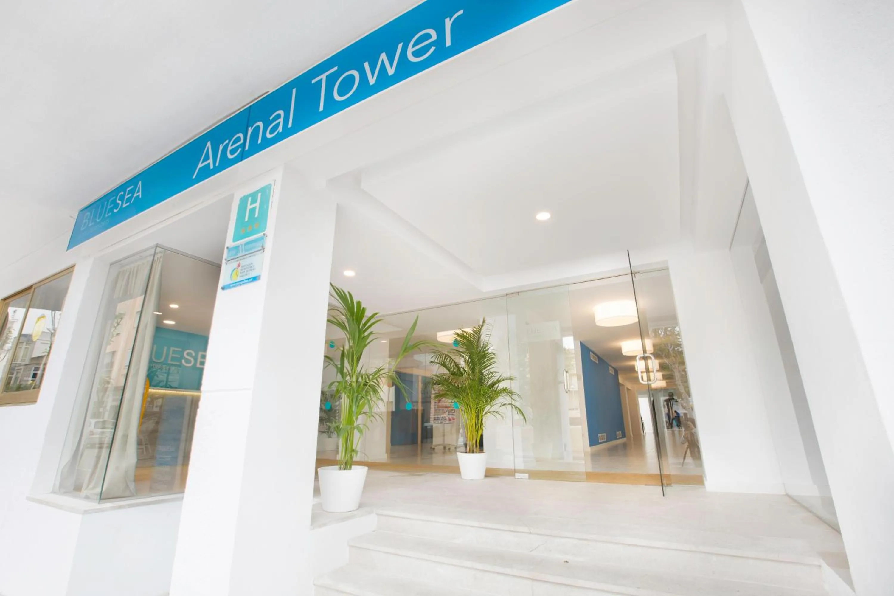 Property building in BLUESEA Arenal Tower Adults Only