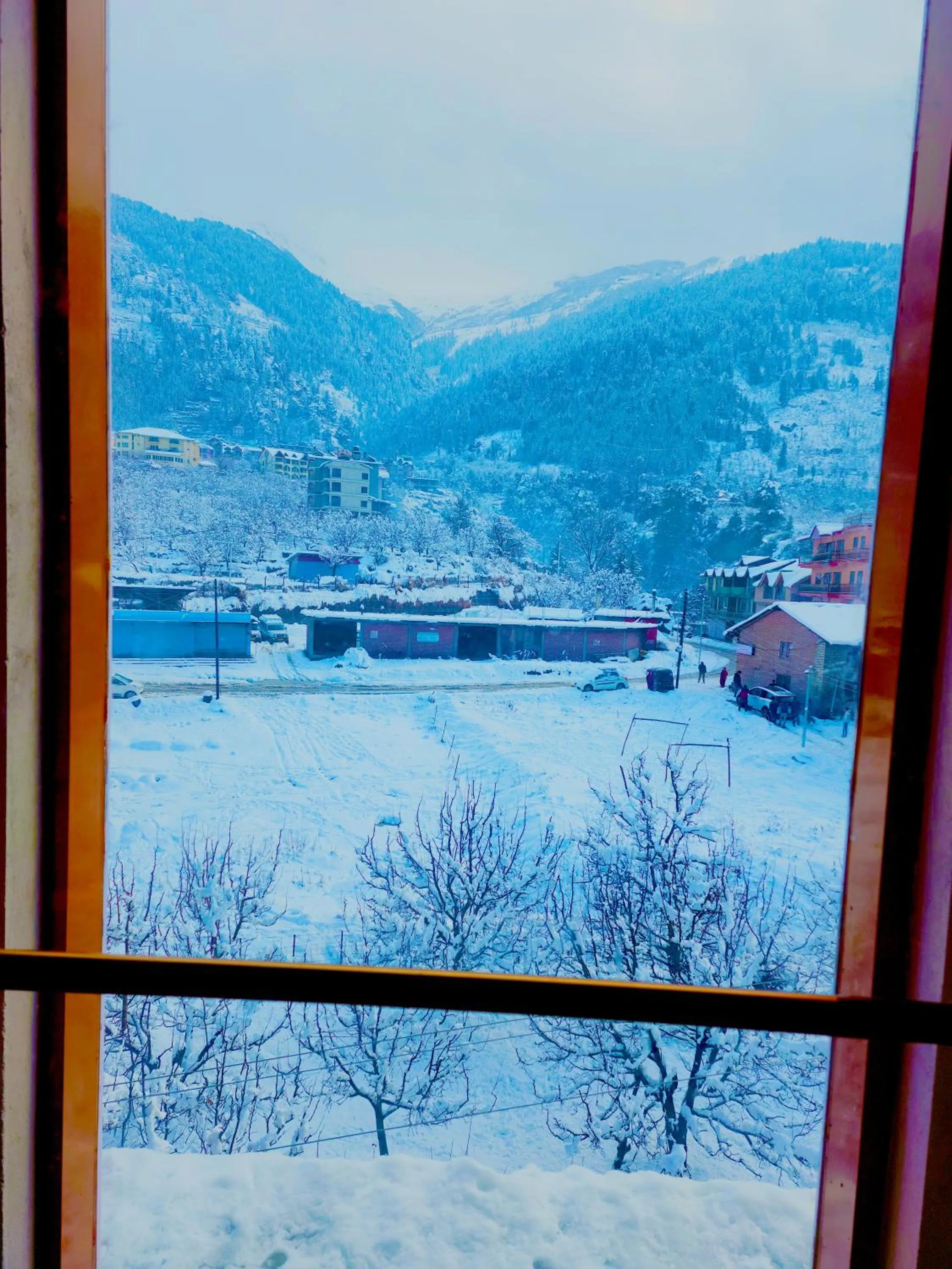 Mountain view in Hotel Marina Heights