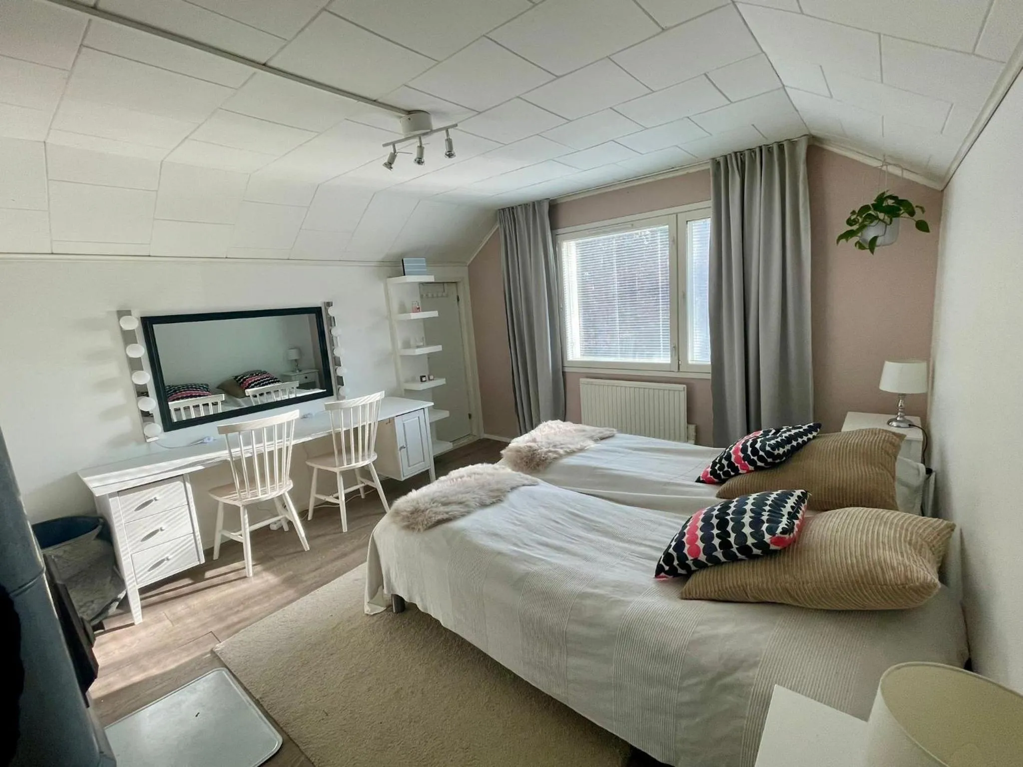 Photo of the whole room, Bed in Villa Juuris