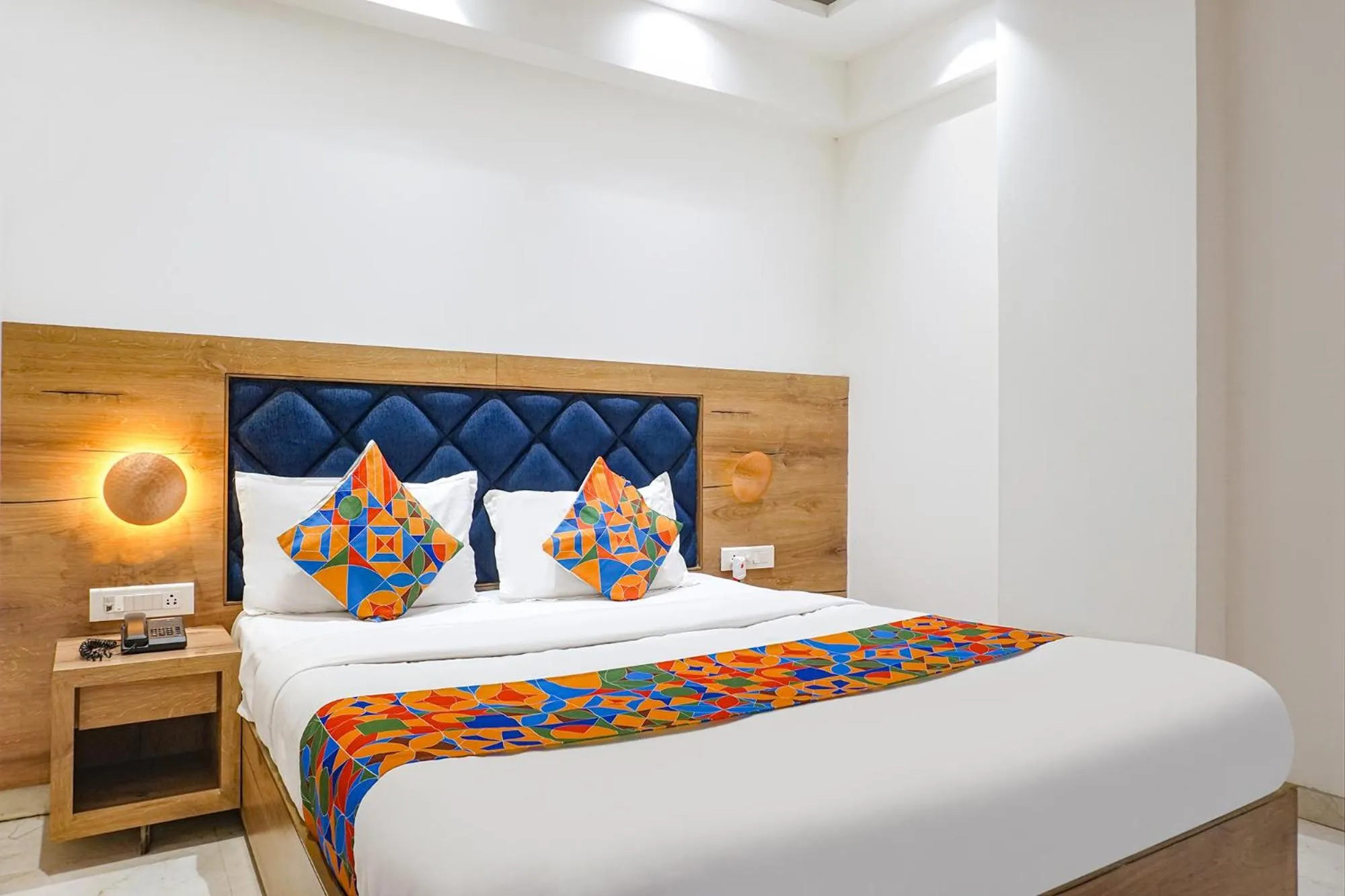 Bed in FabHotel Pancharatna Regency - Nr Medicover Hospital