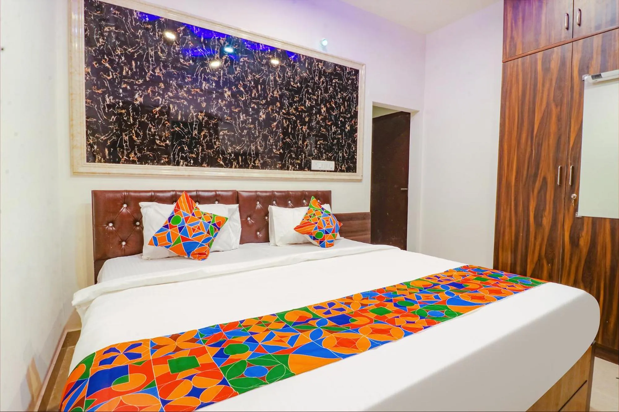 Bed in FabHotel E City Inn - 3 Km from Infosys Campus