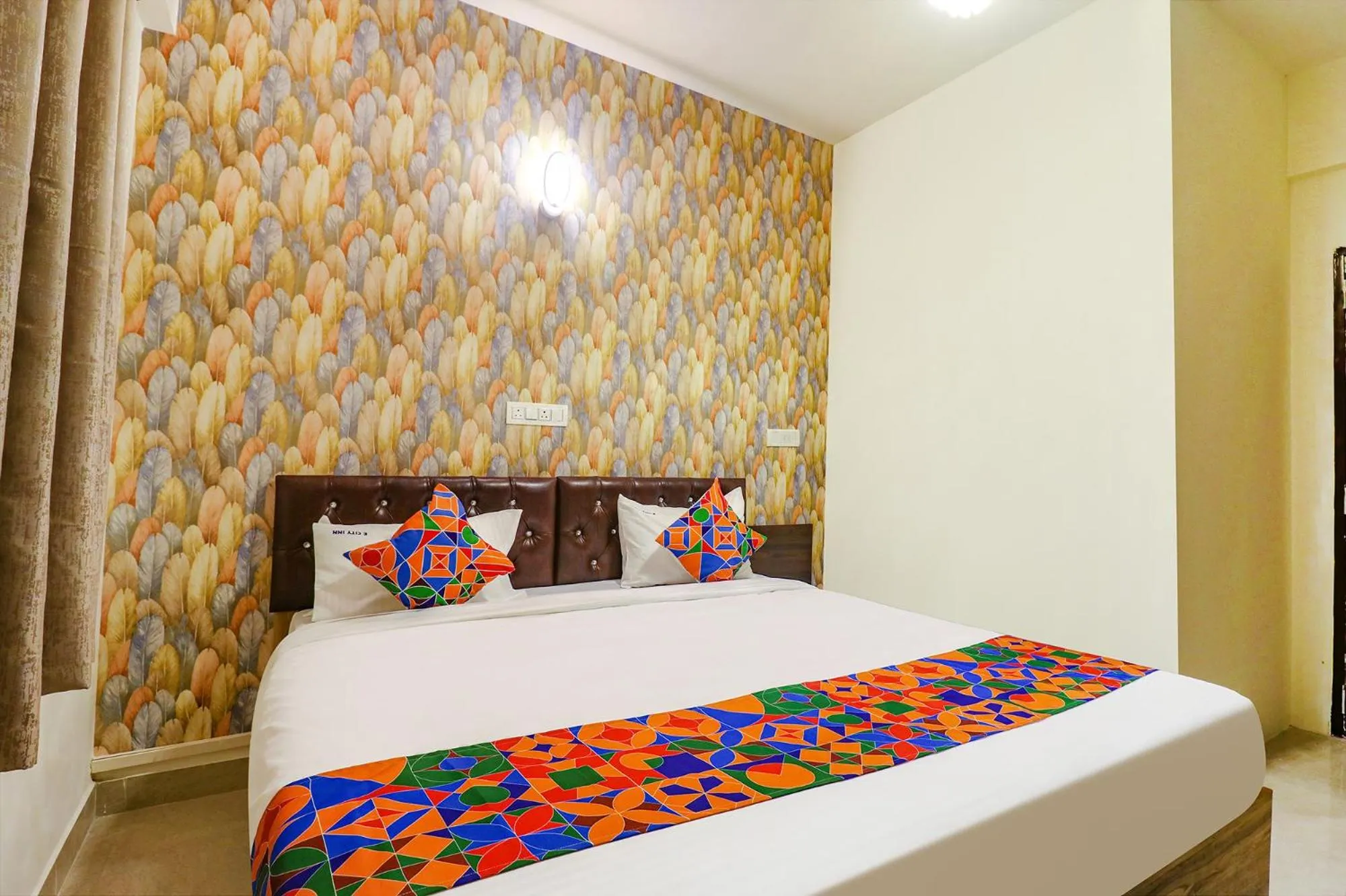 Bed in FabHotel E City Inn - 3 Km from Infosys Campus