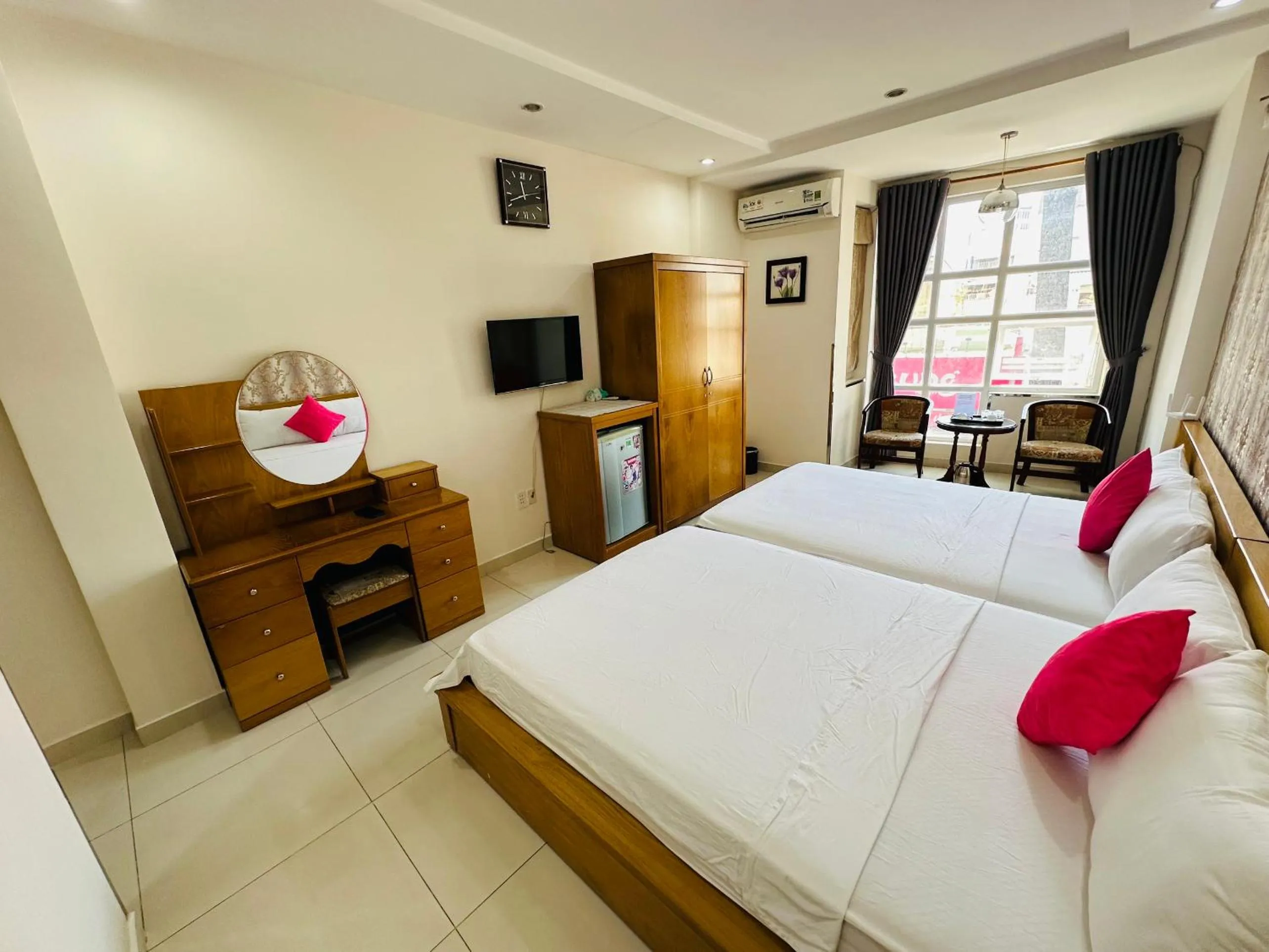 Bed in REDFLOWER HOTEL